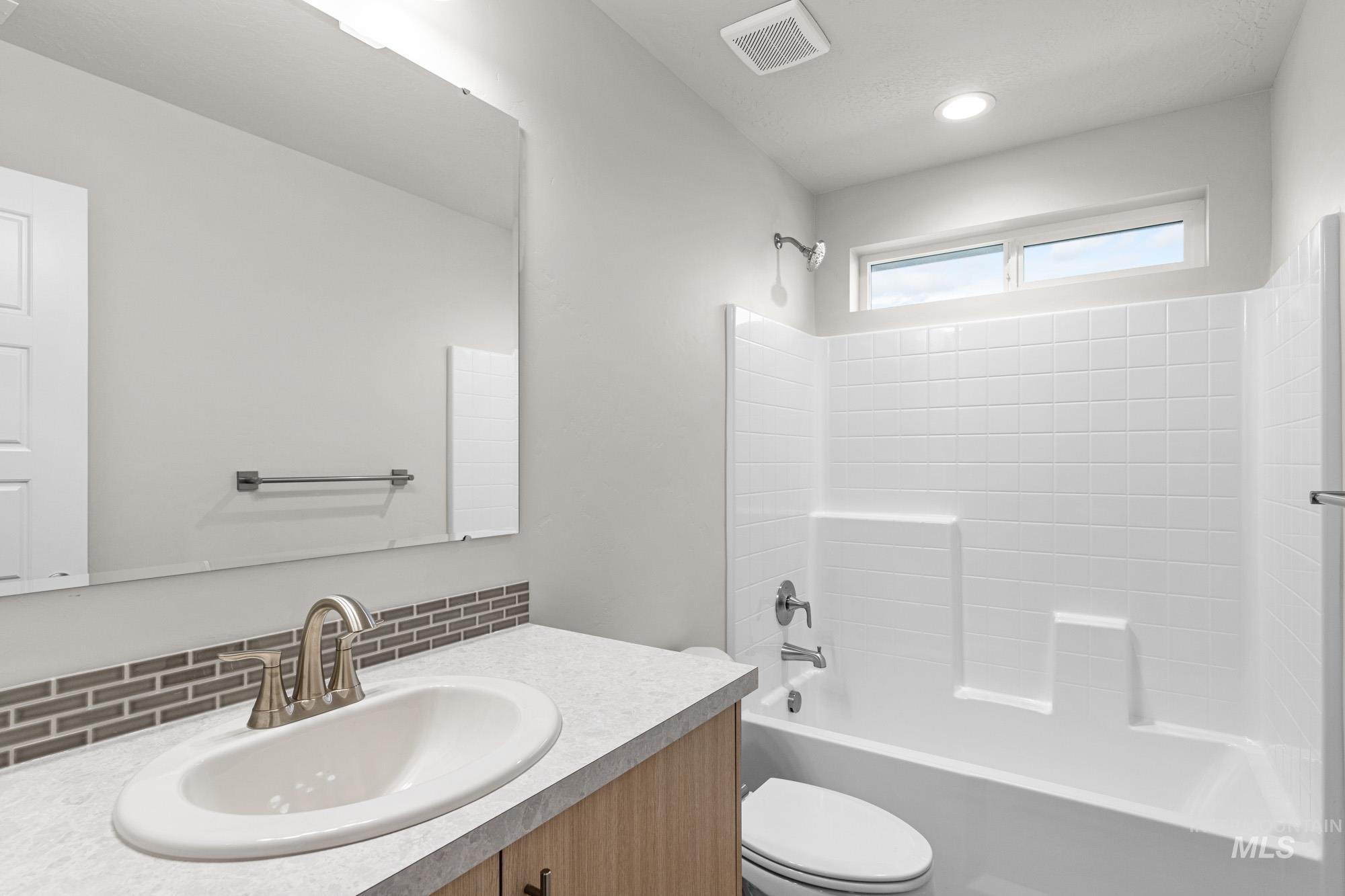 18390 N Sweet William Ave, Nampa, Idaho 83687, 4 Bedrooms, 2 Bathrooms, Residential For Sale, Price $420,990,MLS 98971460