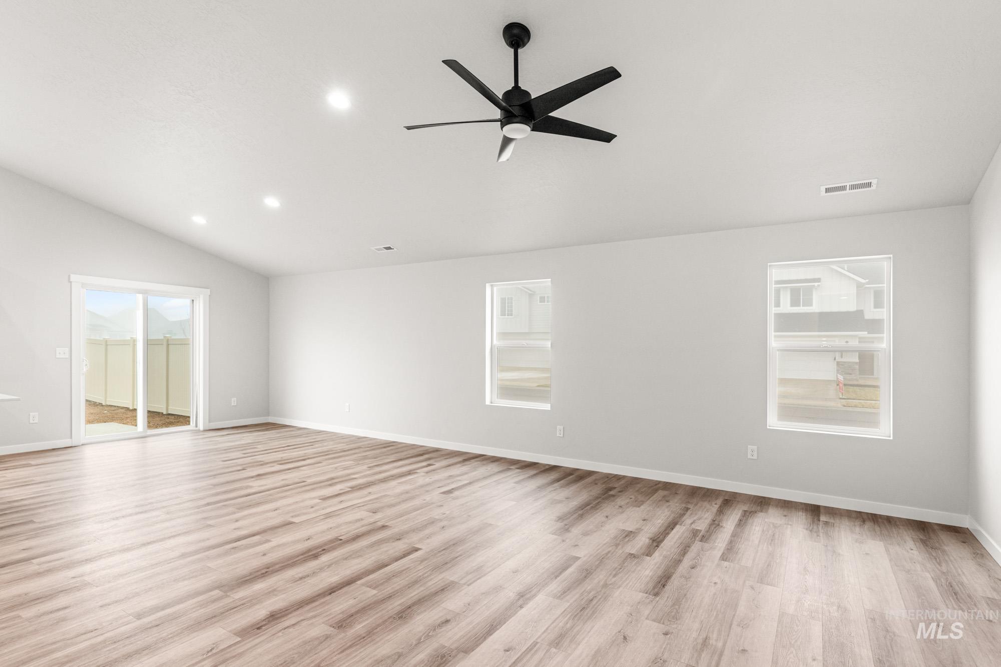 18390 N Sweet William Ave, Nampa, Idaho 83687, 4 Bedrooms, 2 Bathrooms, Residential For Sale, Price $420,990,MLS 98971460