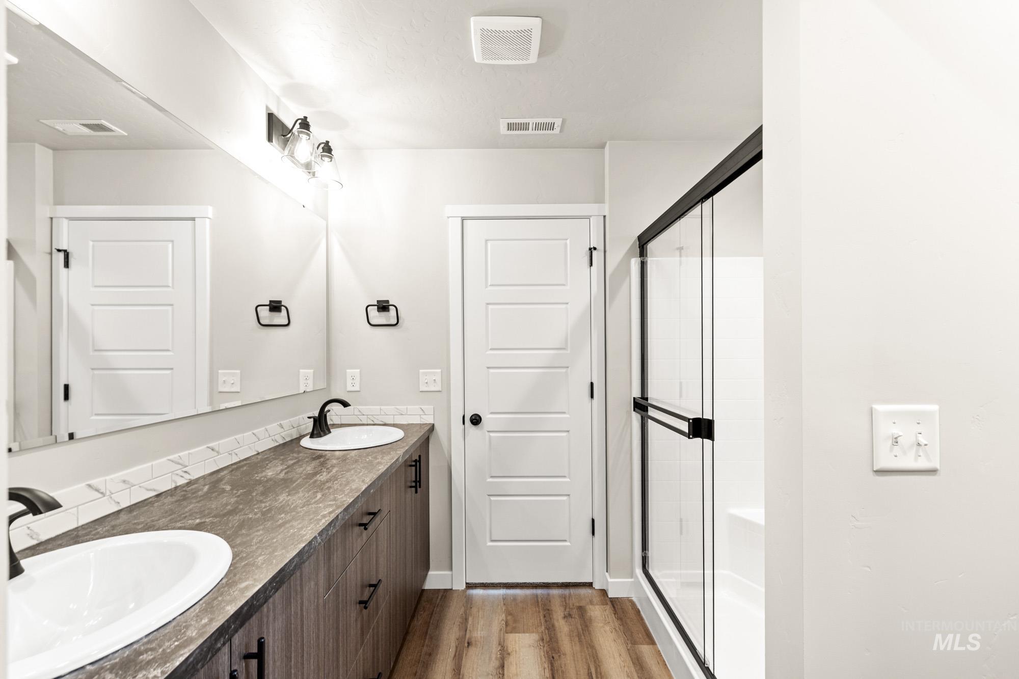 18391 N Sweet William Ave, Nampa, Idaho 83687, 4 Bedrooms, 2 Bathrooms, Residential For Sale, Price $444,990, 98971461