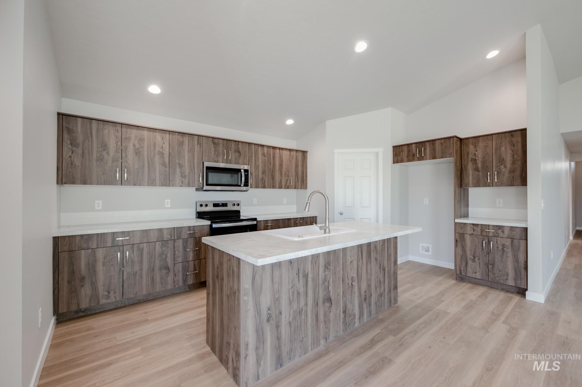 18391 N Sweet William Ave, Nampa, Idaho 83687, 4 Bedrooms, 2 Bathrooms, Residential For Sale, Price $441,990,MLS 98971461