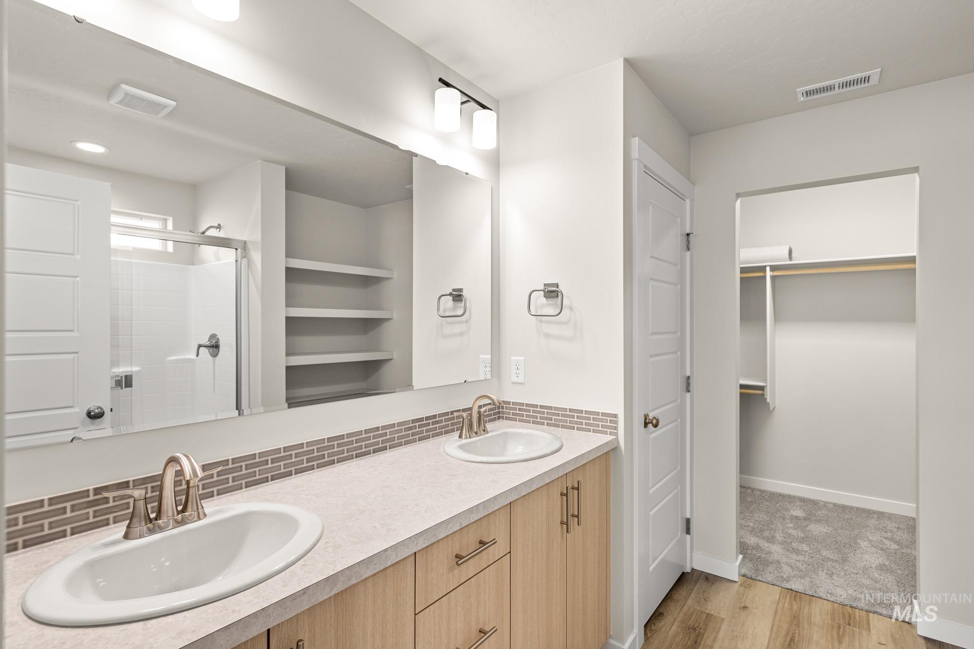 5002 E Open Canyon Dr, Nampa, Idaho 83687, 3 Bedrooms, 2 Bathrooms, Residential For Sale, Price $422,990,MLS 98971462