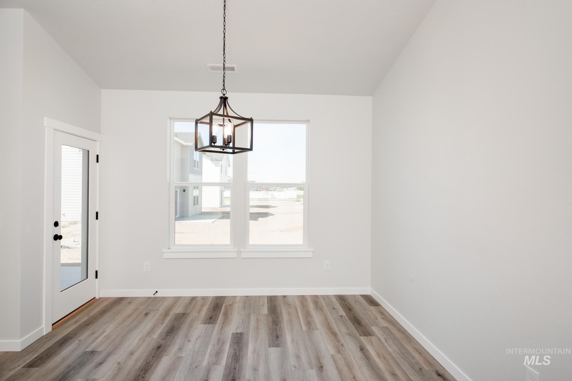 5002 E Open Canyon Dr, Nampa, Idaho 83687, 3 Bedrooms, 2 Bathrooms, Residential For Sale, Price $429,990,MLS 98971462