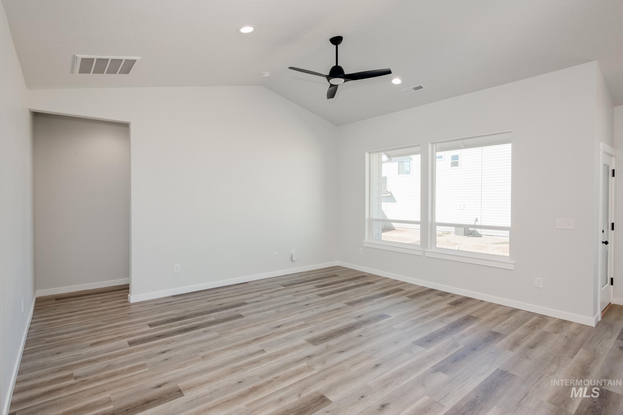 5002 E Open Canyon Dr, Nampa, Idaho 83687, 3 Bedrooms, 2 Bathrooms, Residential For Sale, Price $429,990,MLS 98971462