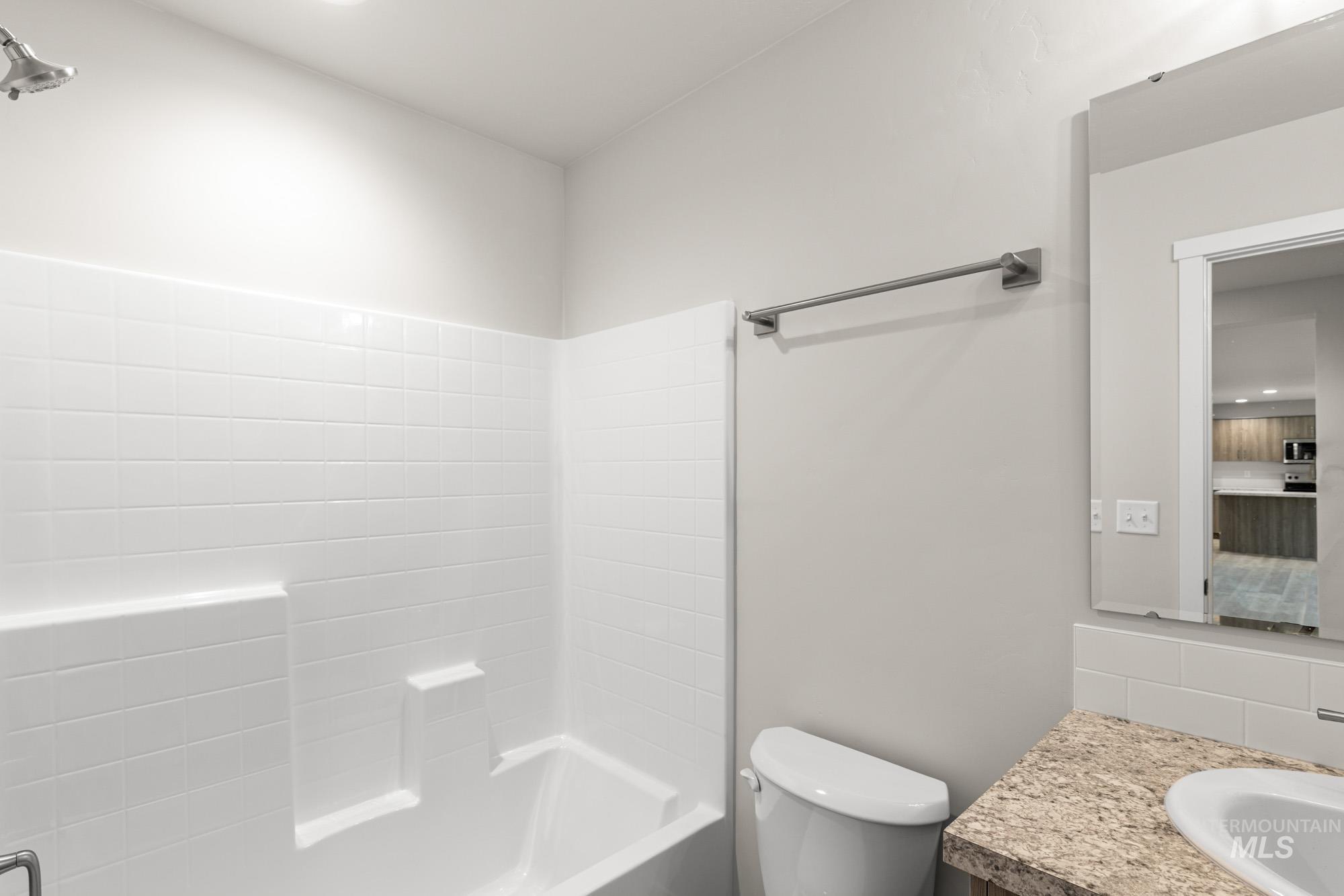 2199 N Iditarod Ave, Kuna, Idaho 83634, 4 Bedrooms, 3 Bathrooms, Residential For Sale, Price $579,990,MLS 98971467