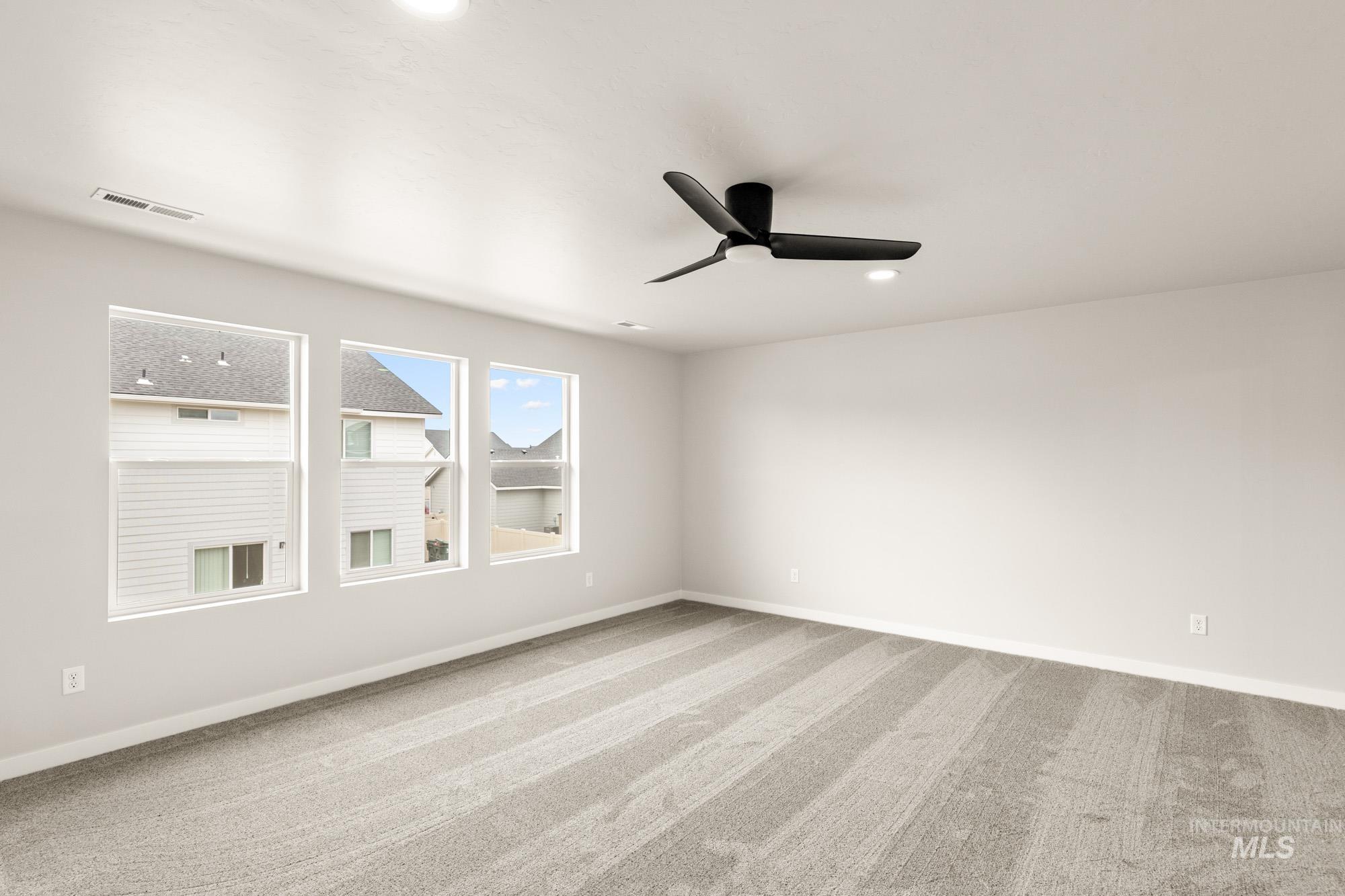 2199 N Iditarod Ave, Kuna, Idaho 83634, 4 Bedrooms, 3 Bathrooms, Residential For Sale, Price $579,990,MLS 98971467