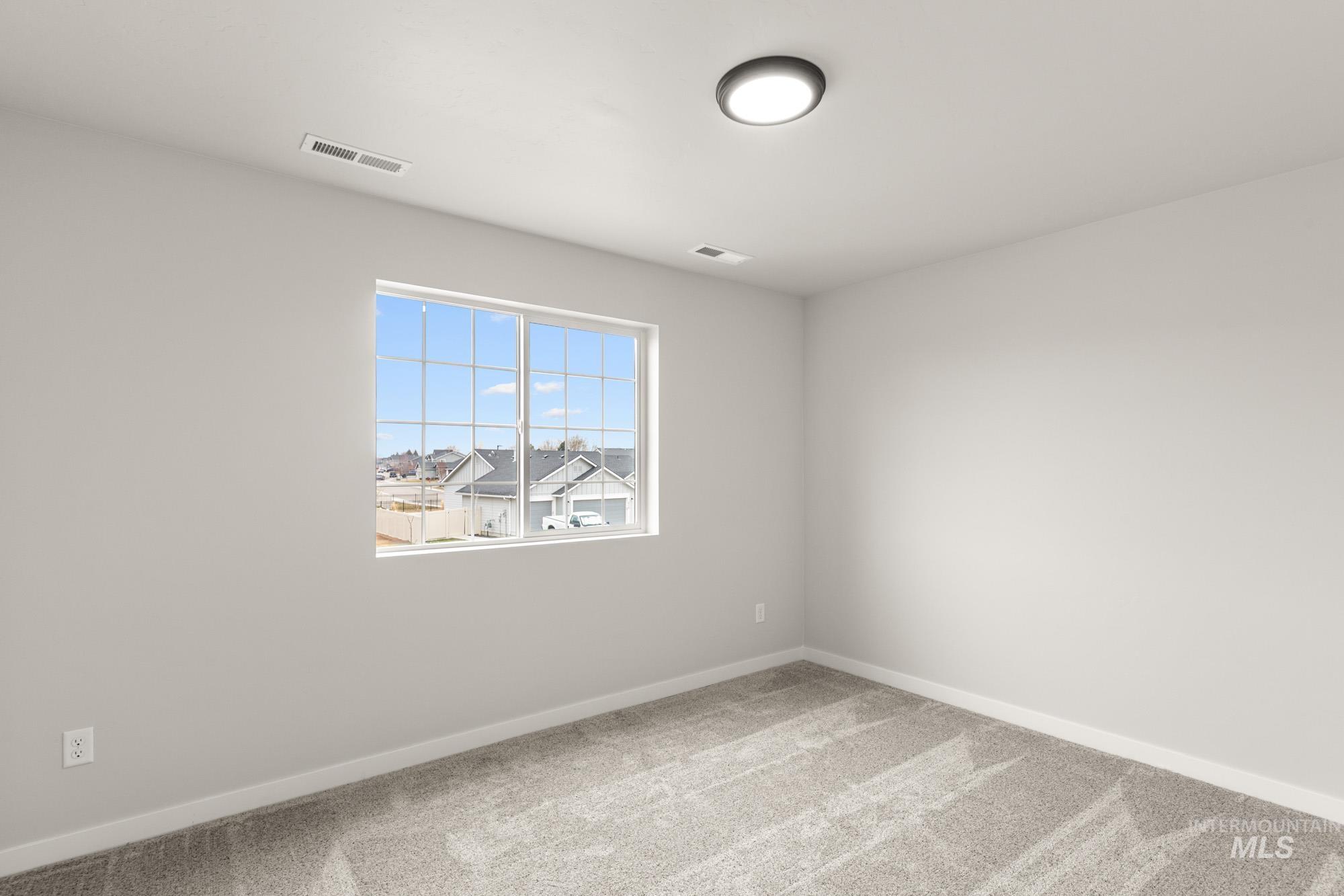 2199 N Iditarod Ave, Kuna, Idaho 83634, 4 Bedrooms, 3 Bathrooms, Residential For Sale, Price $579,990,MLS 98971467