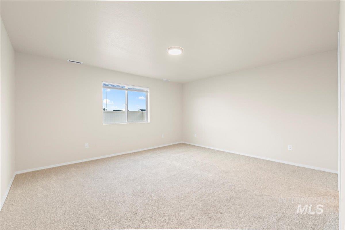 11922 W Box Canyon St., Star, Idaho 83669, 4 Bedrooms, 2 Bathrooms, Residential For Sale, Price $454,000,MLS 98971469