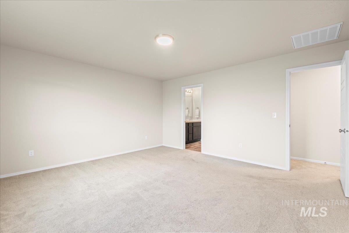 11922 W Box Canyon St., Star, Idaho 83669, 4 Bedrooms, 2 Bathrooms, Residential For Sale, Price $454,000,MLS 98971469