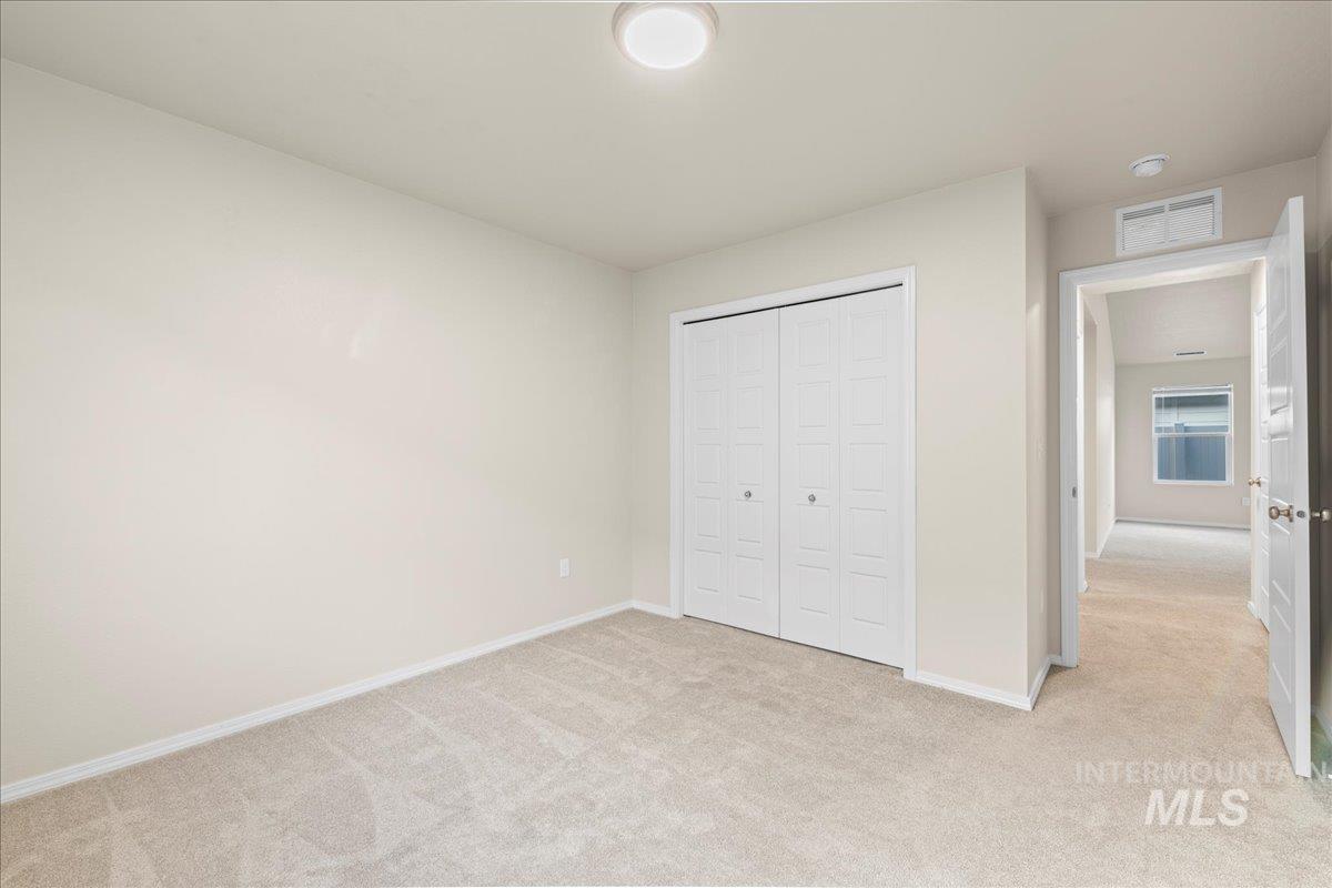 11922 W Box Canyon St., Star, Idaho 83669, 4 Bedrooms, 2 Bathrooms, Residential For Sale, Price $454,000,MLS 98971469