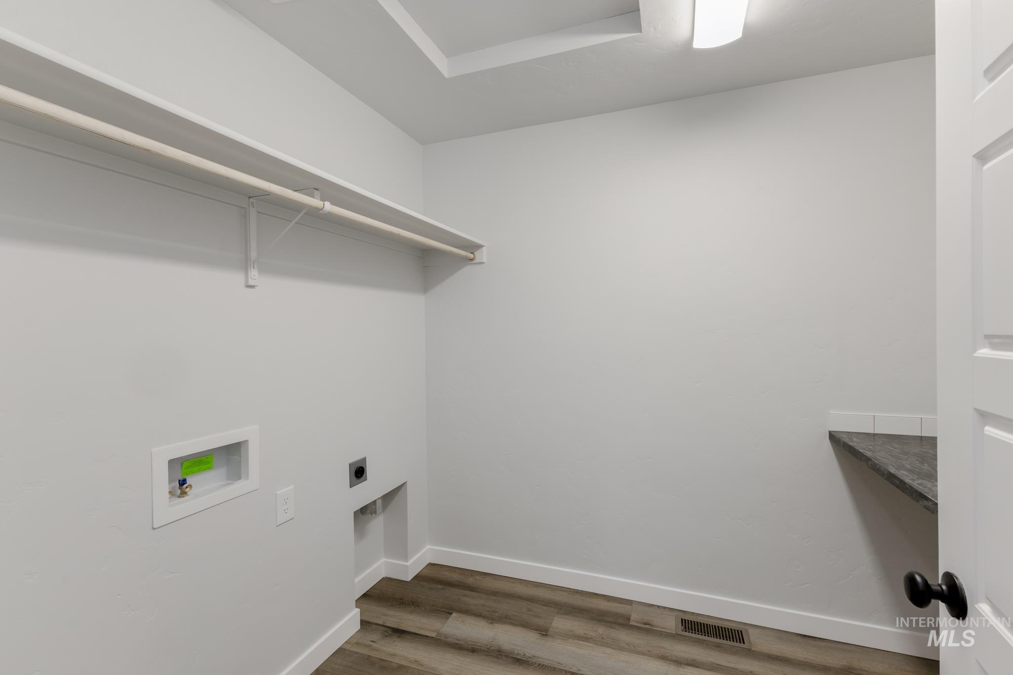 3102 E Mossy Creek Dr, Kuna, Idaho 83634, 3 Bedrooms, 2.5 Bathrooms, Residential For Sale, Price $464,990,MLS 98971470