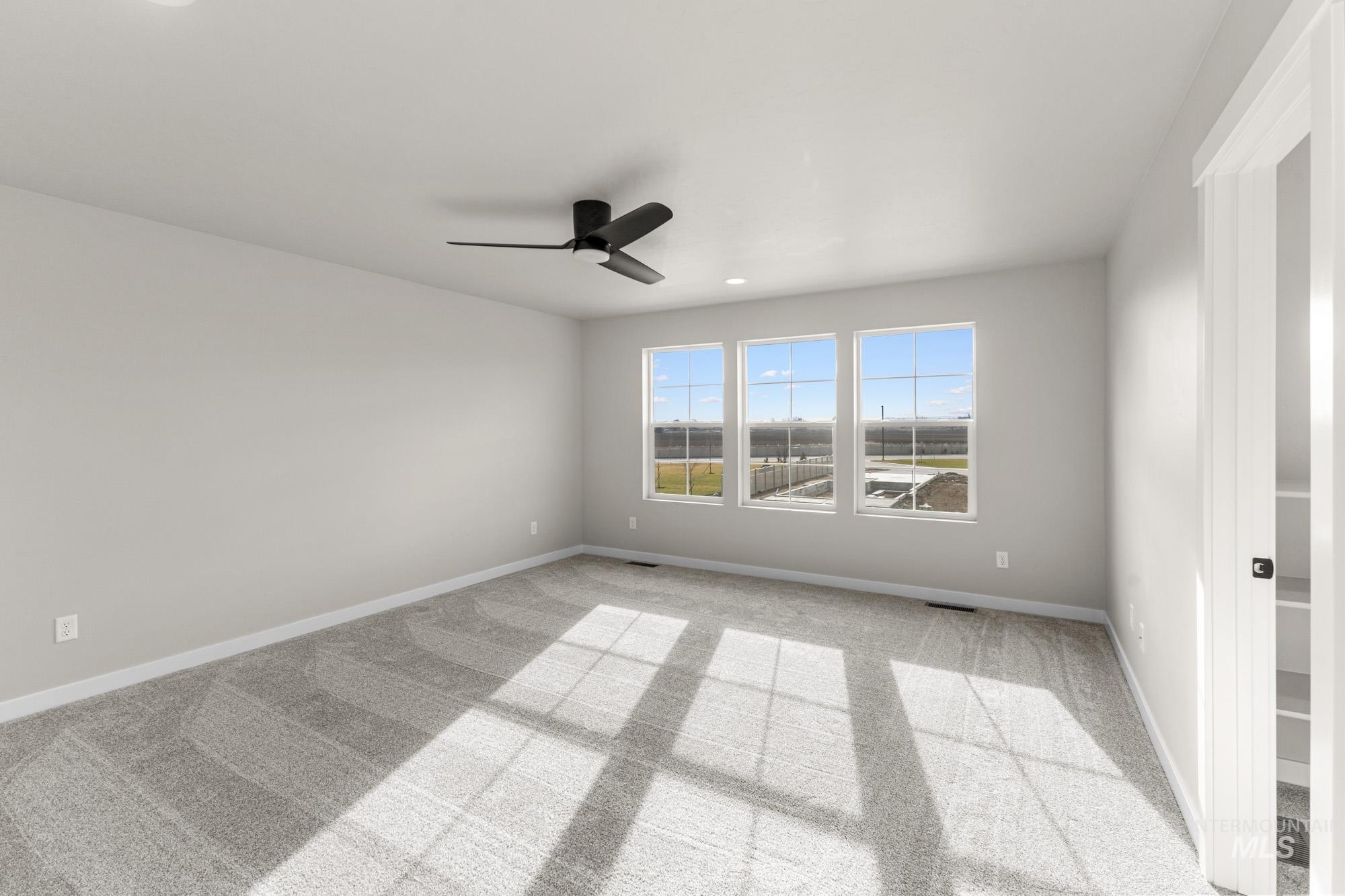 3102 E Mossy Creek Dr, Kuna, Idaho 83634, 3 Bedrooms, 2.5 Bathrooms, Residential For Sale, Price $464,990,MLS 98971470