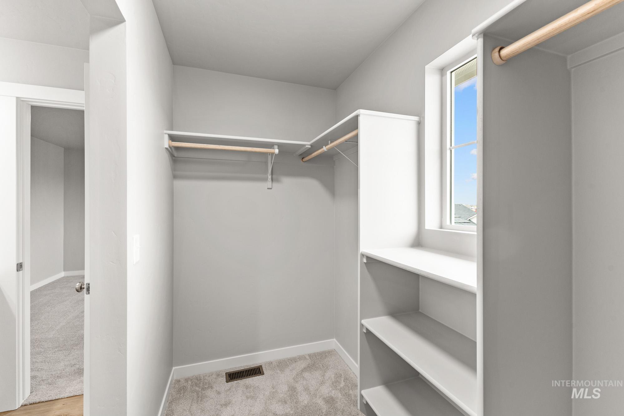 3065 E Mossy Creek Dr, Kuna, Idaho 83634, 3 Bedrooms, 2.5 Bathrooms, Residential For Sale, Price $386,990,MLS 98971471