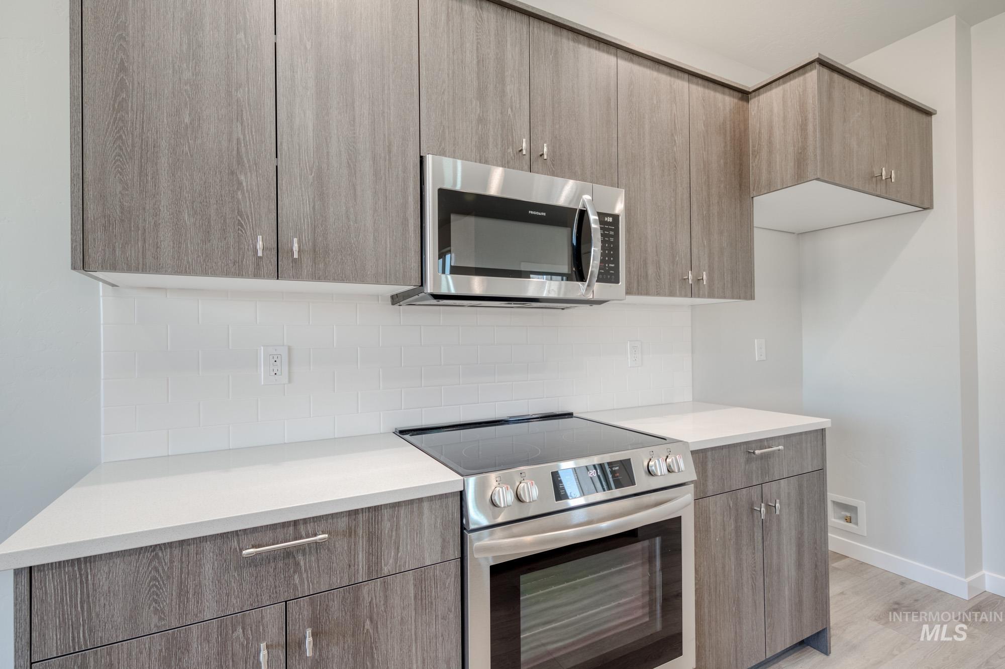 3065 E Mossy Creek Dr, Kuna, Idaho 83634, 3 Bedrooms, 2.5 Bathrooms, Residential For Sale, Price $386,990,MLS 98971471