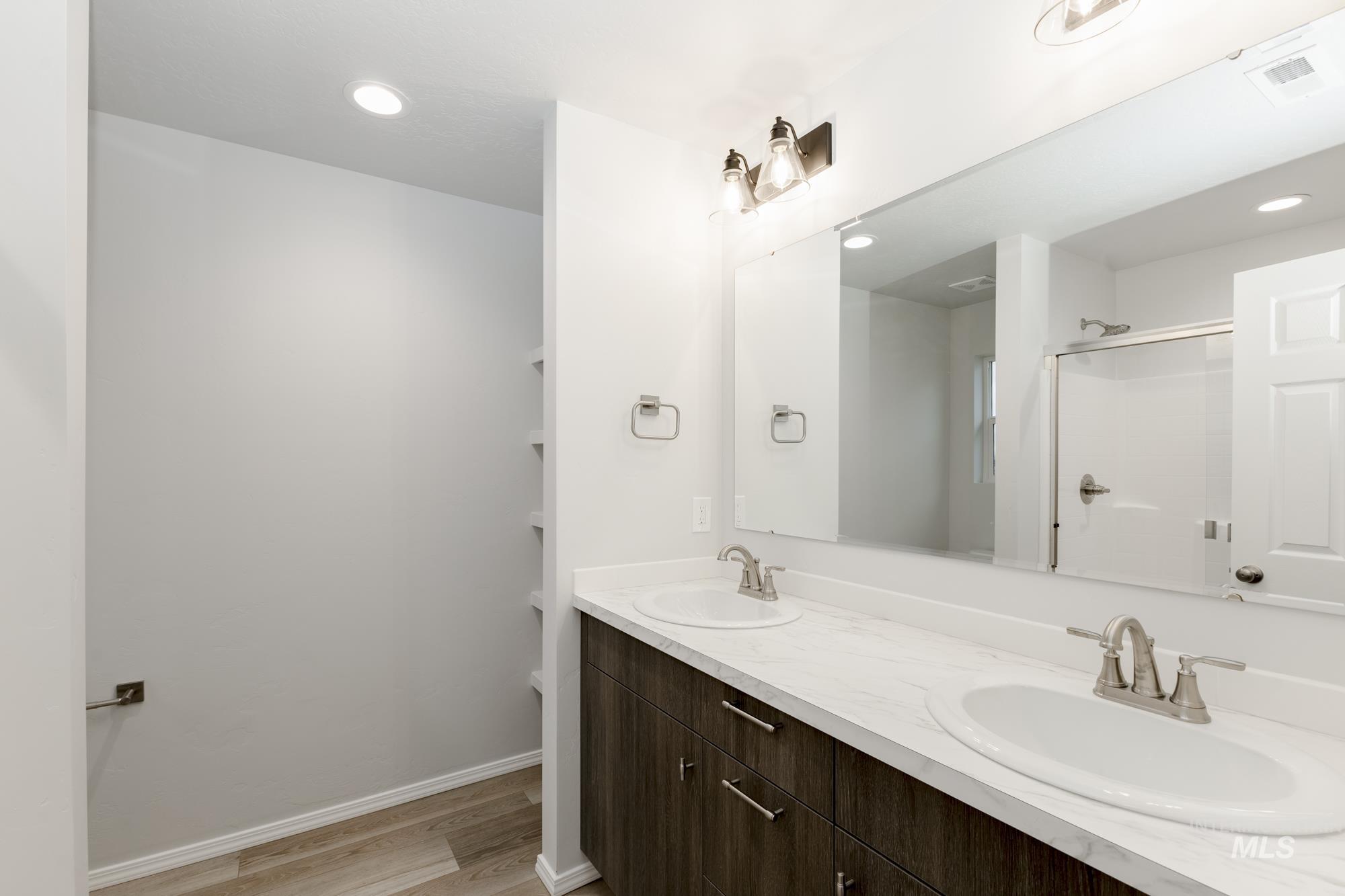 7280 S Menzingers Ave, Meridian, Idaho 83642, 4 Bedrooms, 2 Bathrooms, Residential For Sale, Price $452,990,MLS 98971473