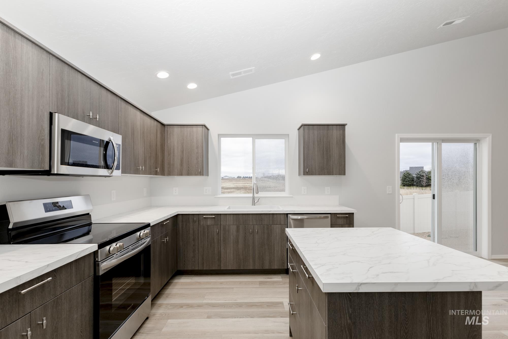 7280 S Menzingers Ave, Meridian, Idaho 83642, 4 Bedrooms, 2 Bathrooms, Residential For Sale, Price $452,990,MLS 98971473