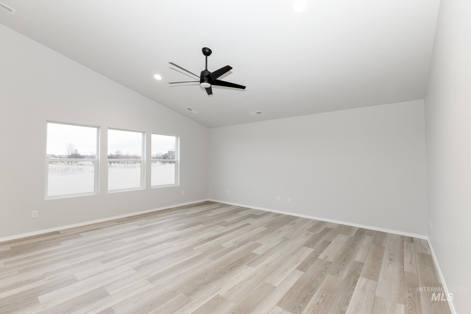 7280 S Menzingers Ave, Meridian, Idaho 83642, 4 Bedrooms, 2 Bathrooms, Residential For Sale, Price $452,990,MLS 98971473