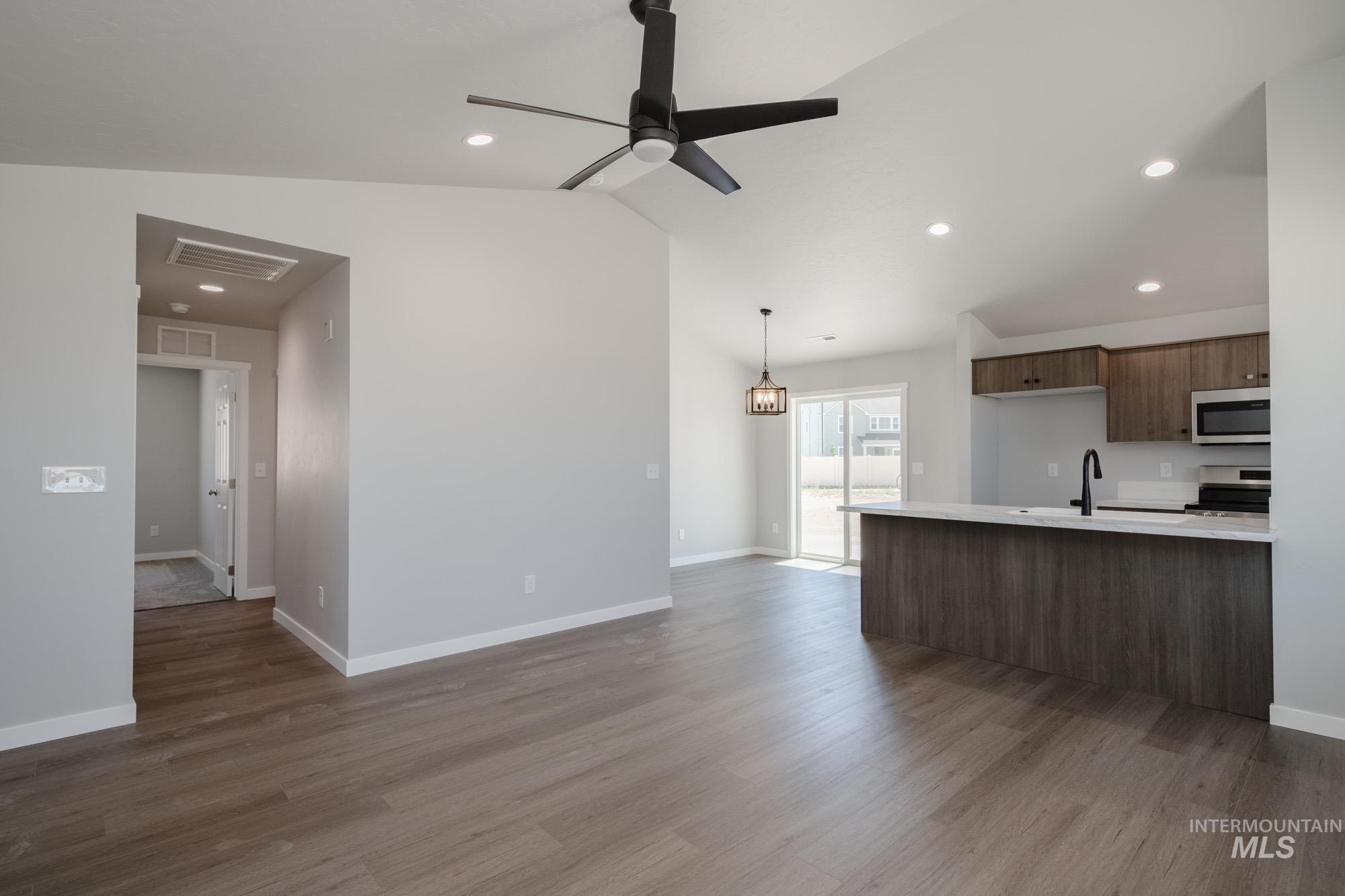 7326 S Menzingers Ave, Meridian, Idaho 83642, 3 Bedrooms, 2 Bathrooms, Residential For Sale, Price $384,990,MLS 98971475