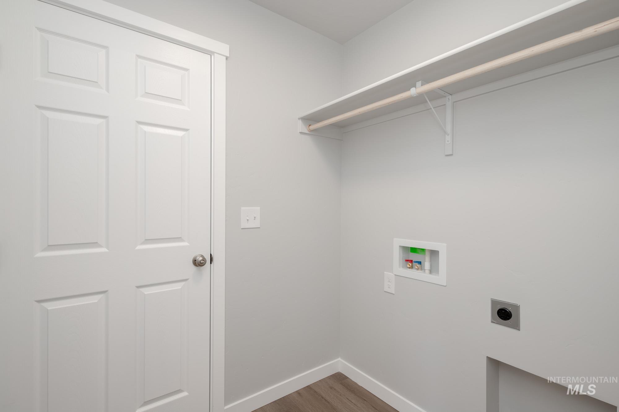 7326 S Menzingers Ave, Meridian, Idaho 83642, 3 Bedrooms, 2 Bathrooms, Residential For Sale, Price $384,990,MLS 98971475