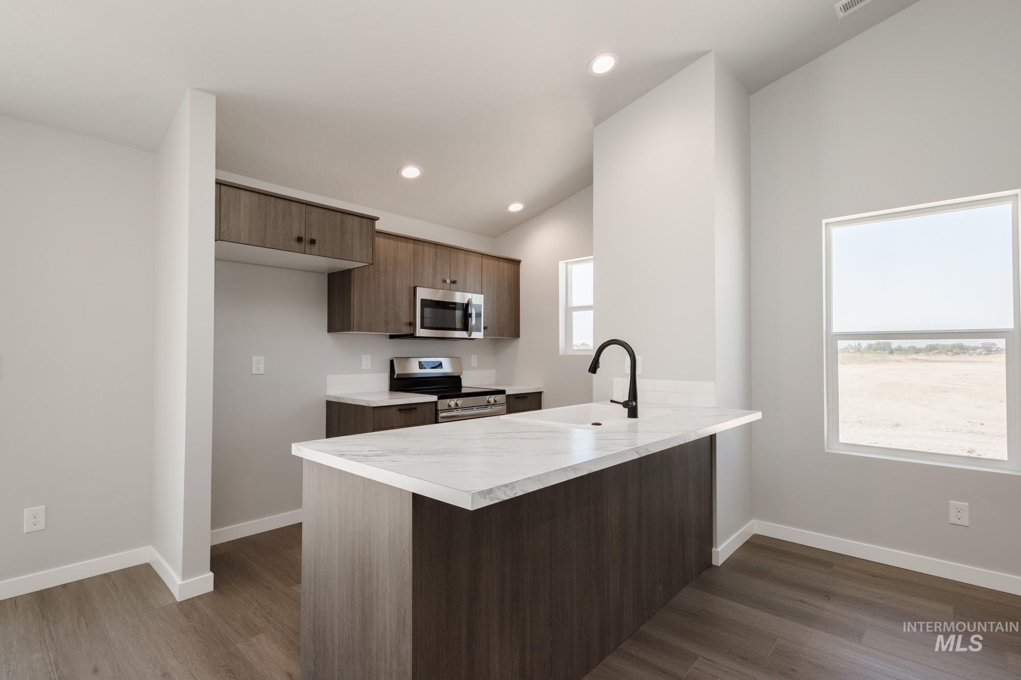 7326 S Menzingers Ave, Meridian, Idaho 83642, 3 Bedrooms, 2 Bathrooms, Residential For Sale, Price $384,990,MLS 98971475