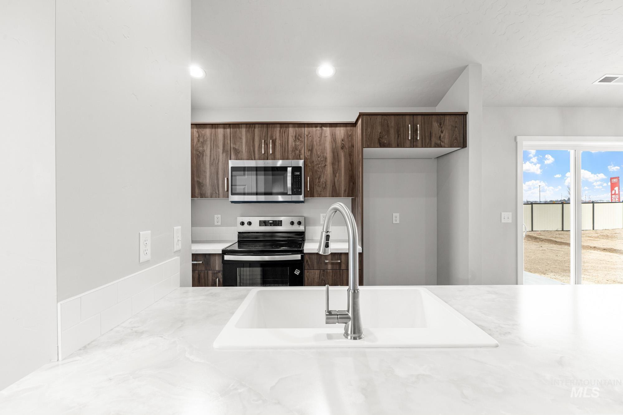 7326 S Menzingers Ave, Meridian, Idaho 83642, 3 Bedrooms, 2 Bathrooms, Residential For Sale, Price $387,990,MLS 98971475