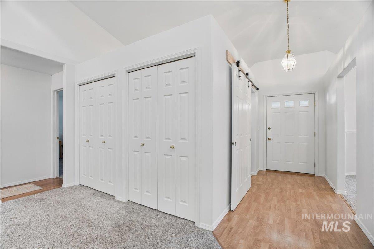 12158 W Silverking Court, Boise, Idaho 83709, 3 Bedrooms, 2 Bathrooms, Residential For Sale, Price $435,000,MLS 98971476