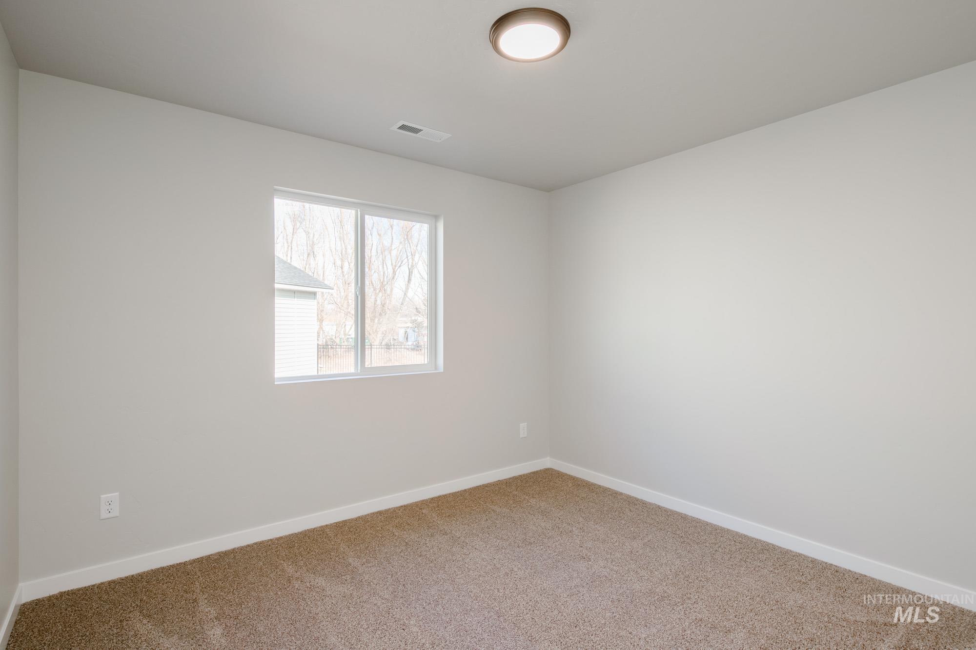 2438 W Fallon Lp, Nampa, Idaho 83651, 4 Bedrooms, 2 Bathrooms, Residential For Sale, Price $424,990,MLS 98971477