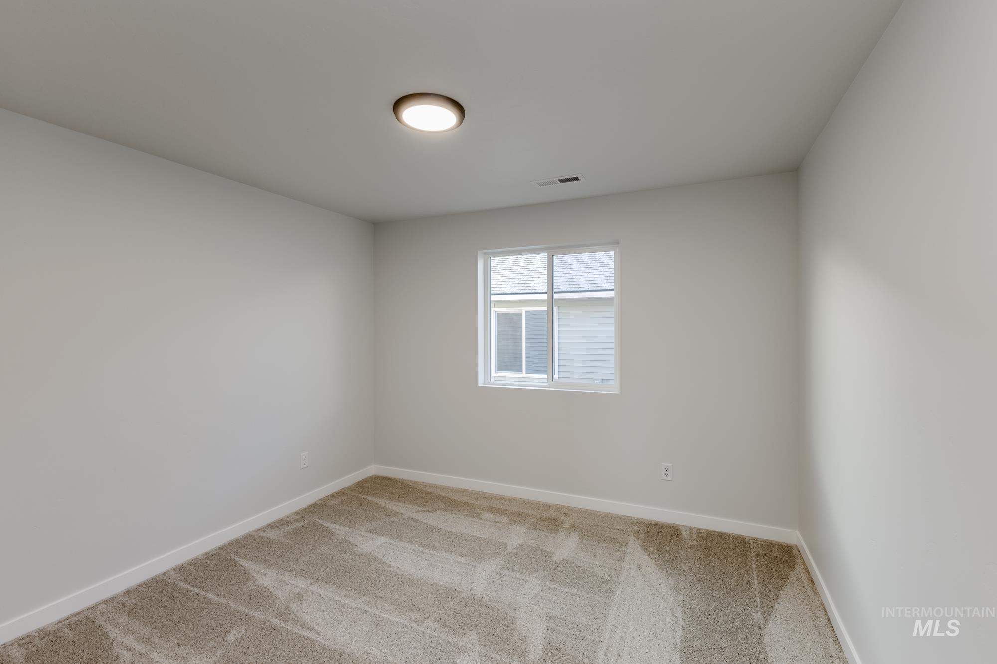 2438 W Fallon Lp, Nampa, Idaho 83651, 4 Bedrooms, 2 Bathrooms, Residential For Sale, Price $424,990,MLS 98971477