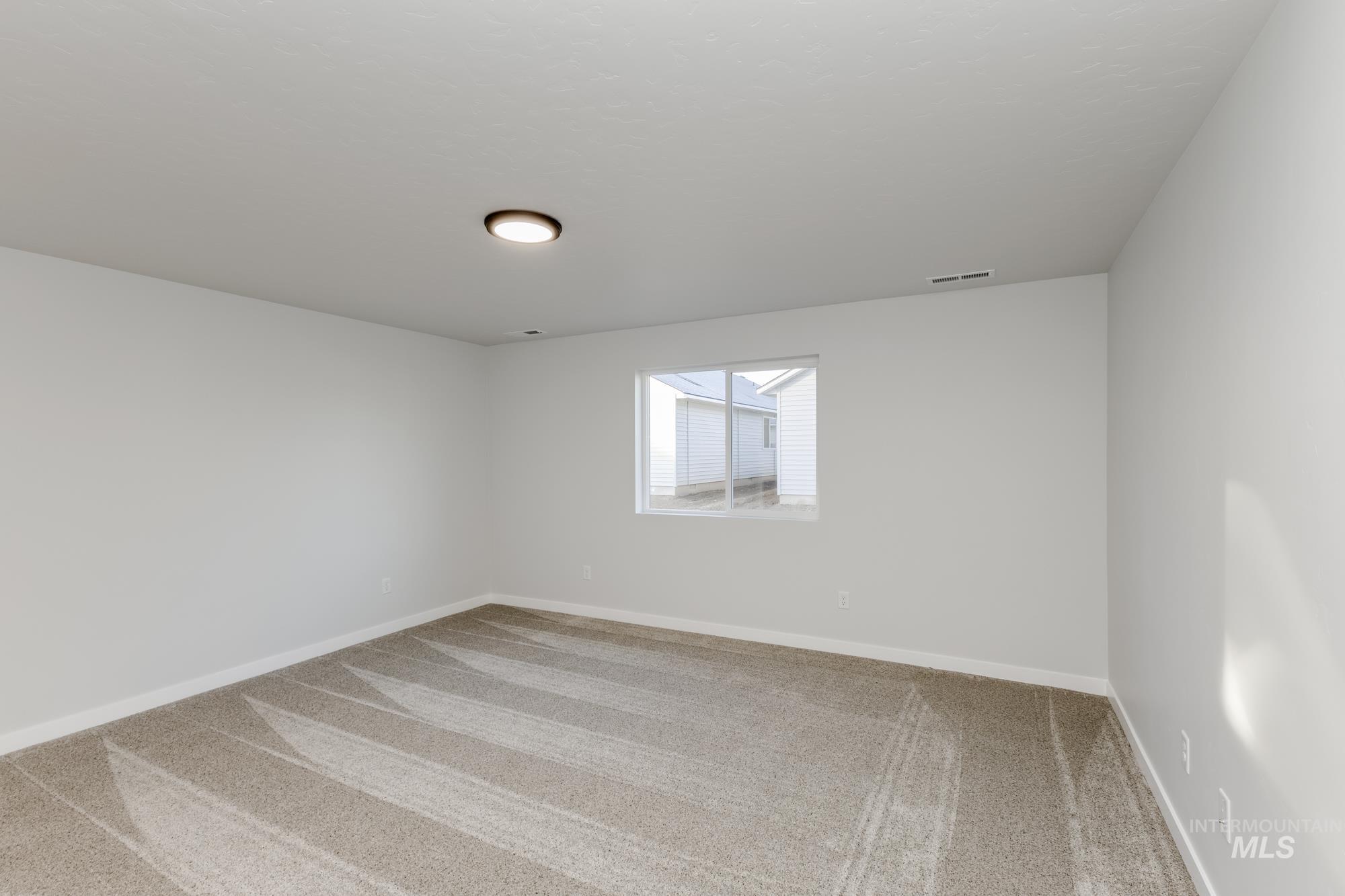 2438 W Fallon Lp, Nampa, Idaho 83651, 4 Bedrooms, 2 Bathrooms, Residential For Sale, Price $424,990,MLS 98971477