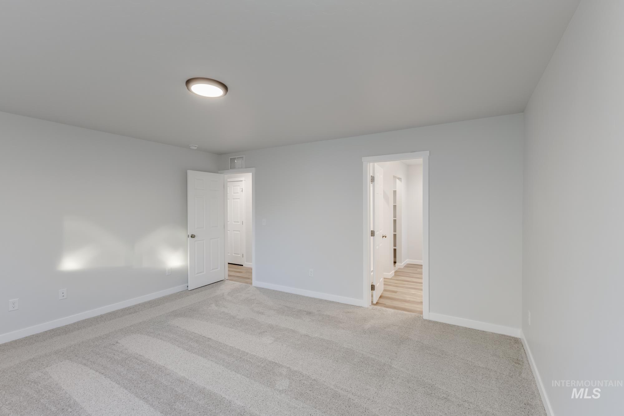 2438 W Fallon Lp, Nampa, Idaho 83651, 4 Bedrooms, 2 Bathrooms, Residential For Sale, Price $424,990,MLS 98971477