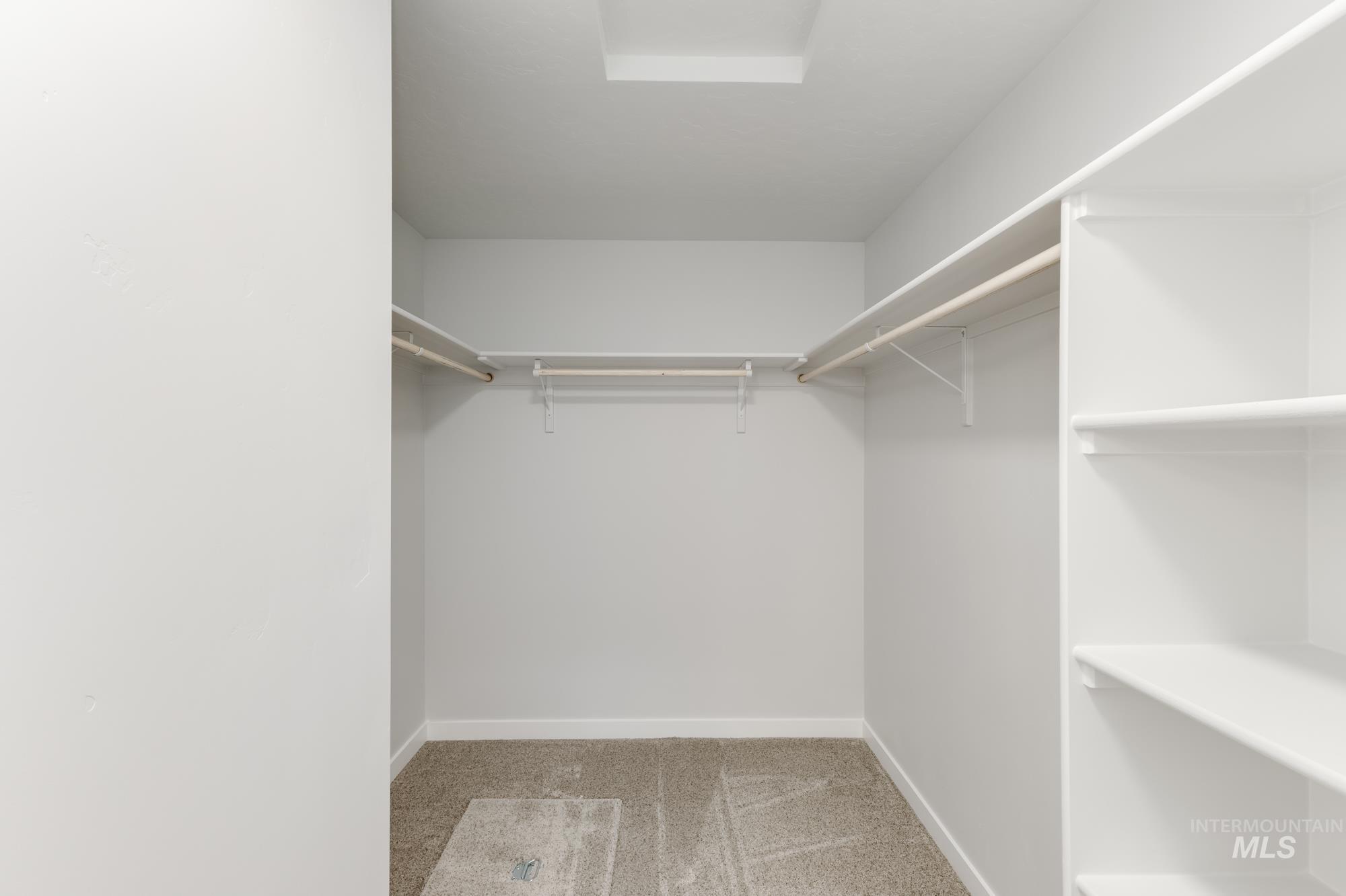 2438 W Fallon Lp, Nampa, Idaho 83651, 4 Bedrooms, 2 Bathrooms, Residential For Sale, Price $424,990,MLS 98971477