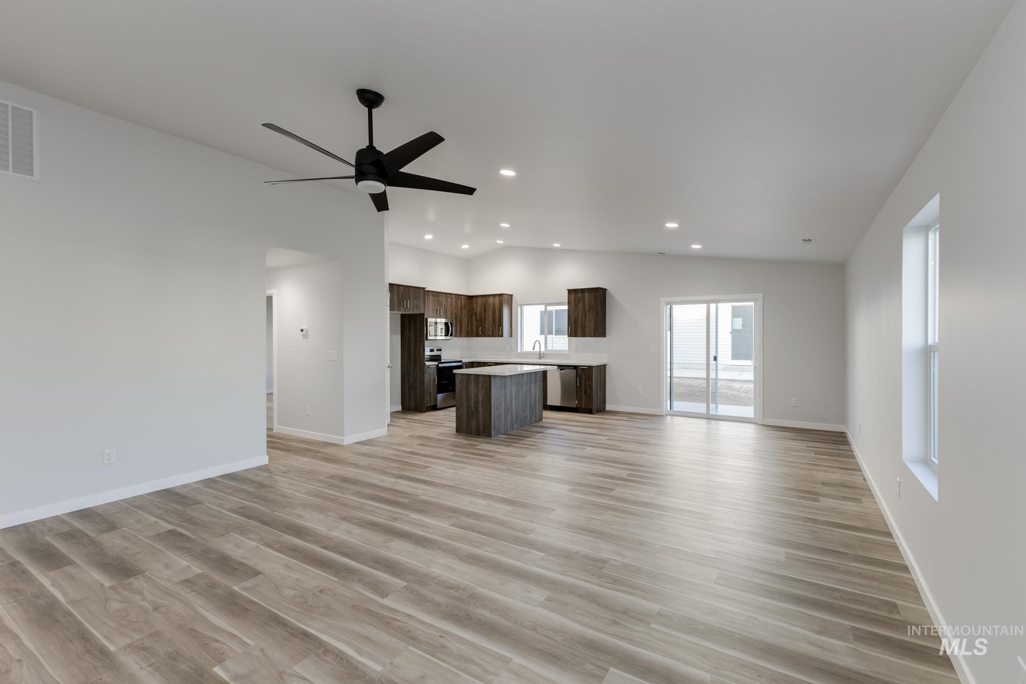 2438 W Fallon Lp, Nampa, Idaho 83651, 4 Bedrooms, 2 Bathrooms, Residential For Sale, Price $424,990,MLS 98971477