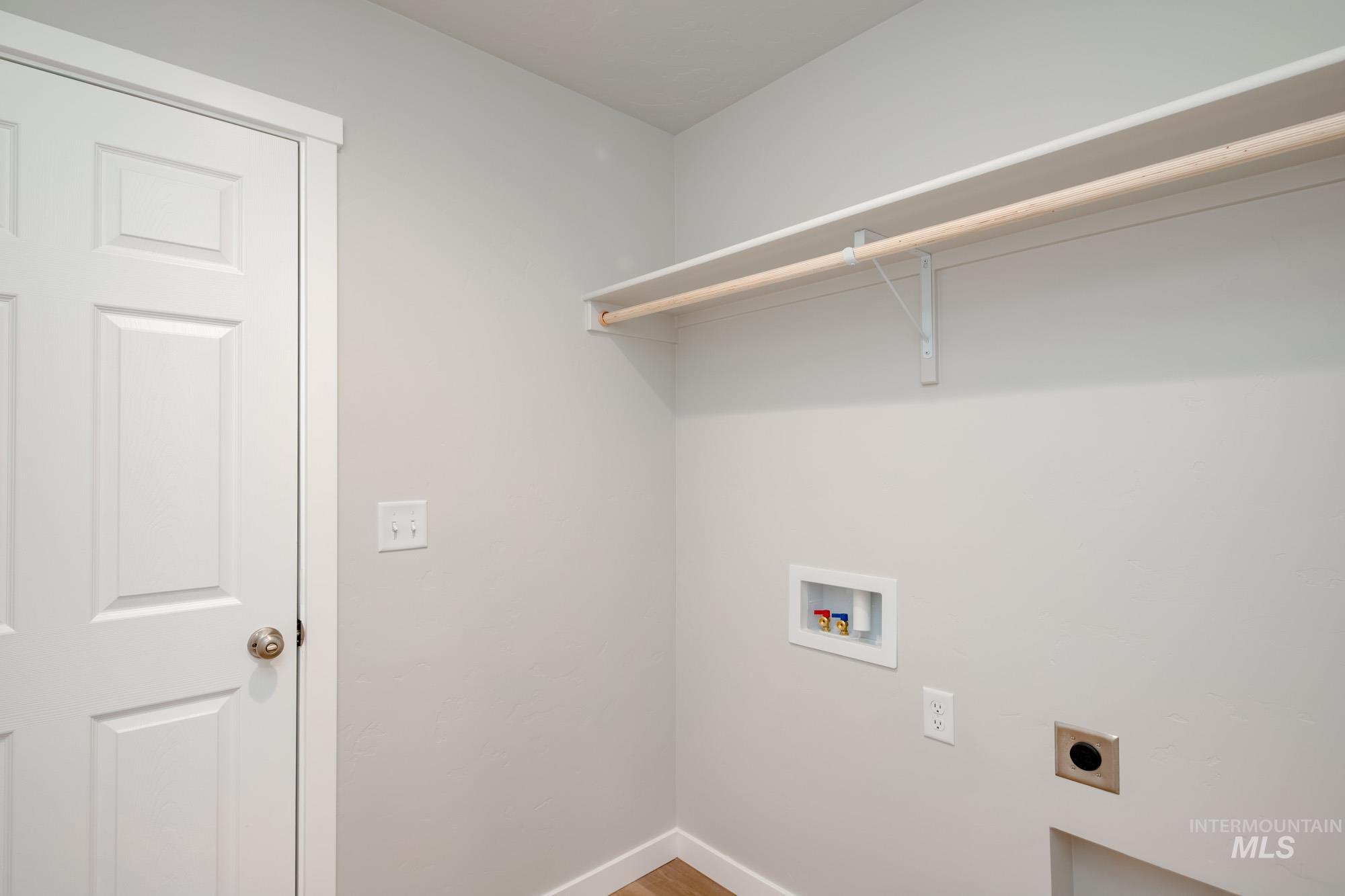 2510 W Fallon Lp, Nampa, Idaho 83651, 3 Bedrooms, 2.5 Bathrooms, Residential For Sale, Price $390,990,MLS 98971478