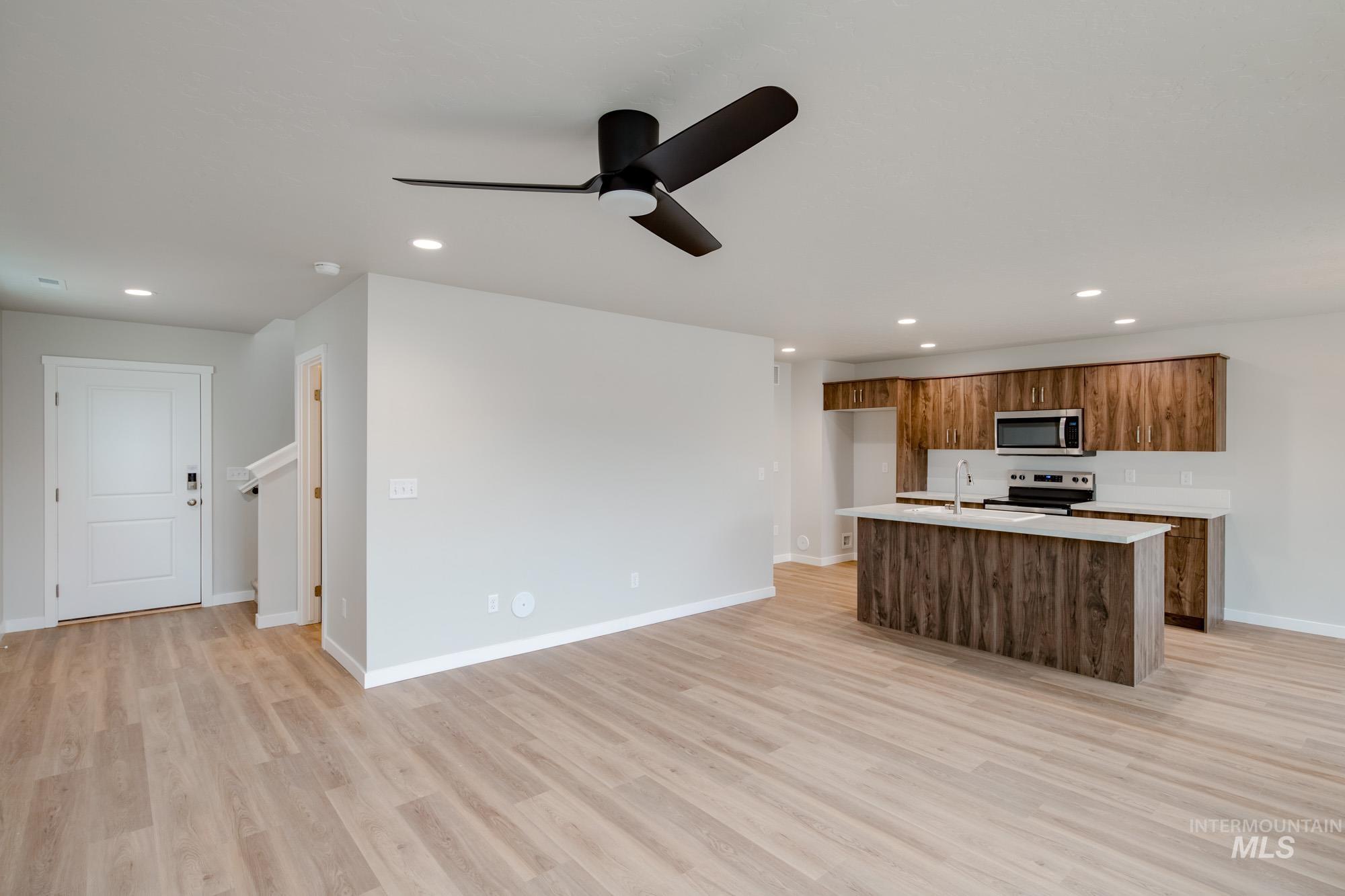 2510 W Fallon Lp, Nampa, Idaho 83651, 3 Bedrooms, 2.5 Bathrooms, Residential For Sale, Price $390,990,MLS 98971478