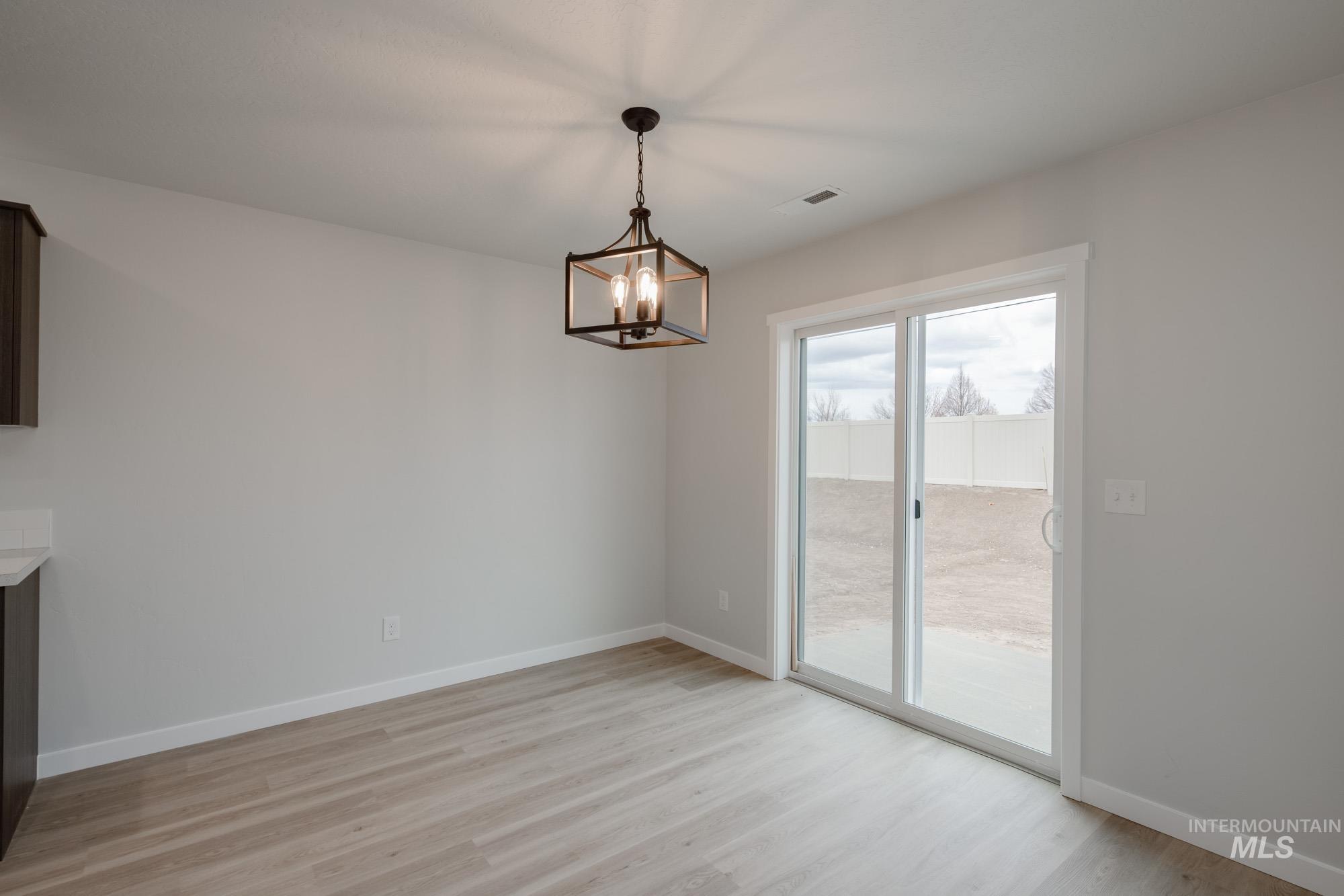 2510 W Fallon Lp, Nampa, Idaho 83651, 3 Bedrooms, 2.5 Bathrooms, Residential For Sale, Price $390,990,MLS 98971478