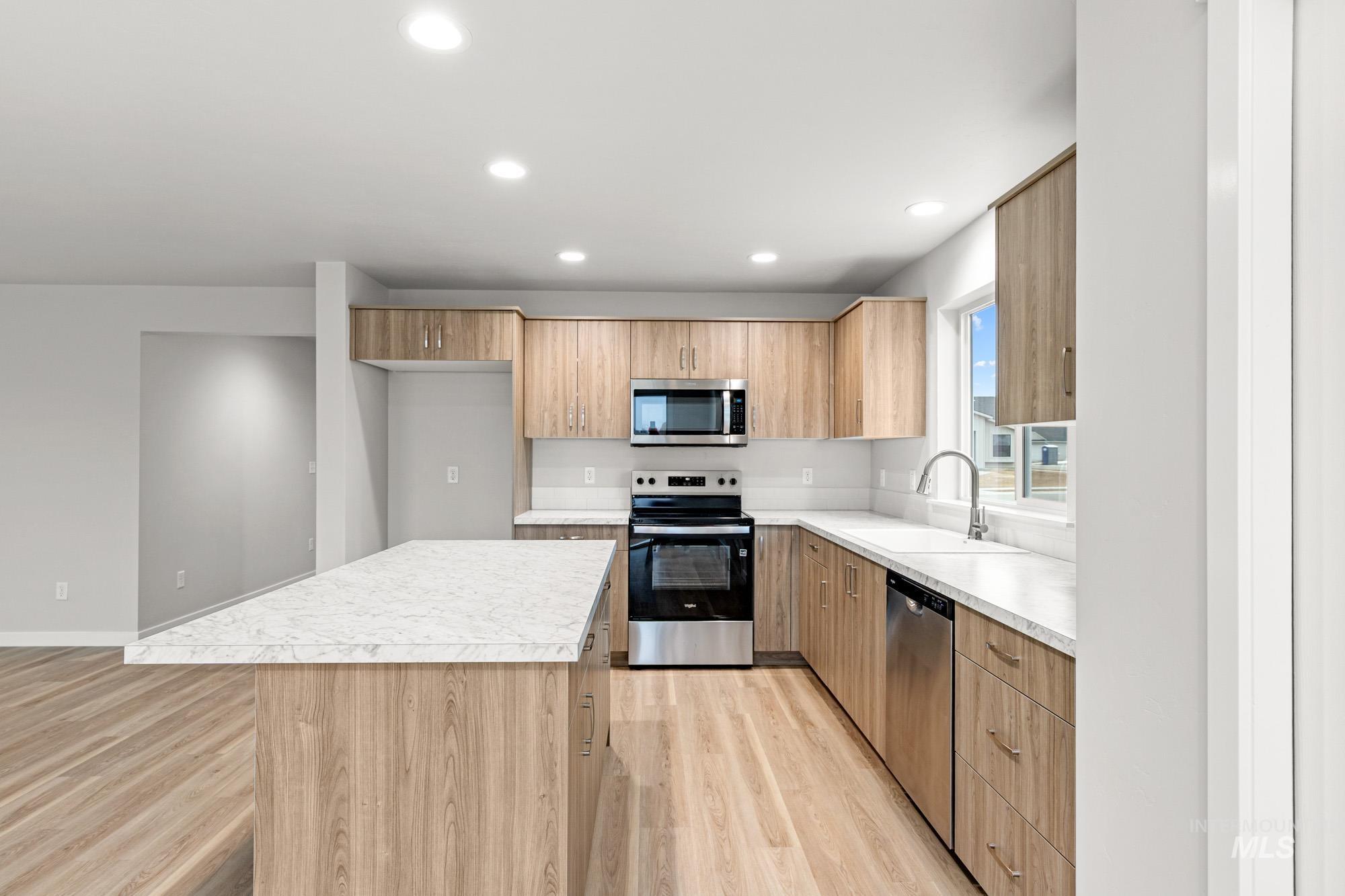 4287 S Red Sox Way, Nampa, Idaho 83686, 5 Bedrooms, 3 Bathrooms, Residential For Sale, Price $481,990,MLS 98971480