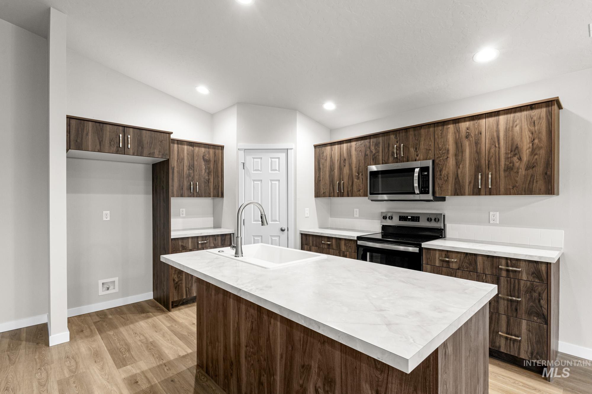 3494 E Boxelder Dr, Nampa, Idaho 83686, 3 Bedrooms, 2 Bathrooms, Residential For Sale, Price $424,990,MLS 98971481