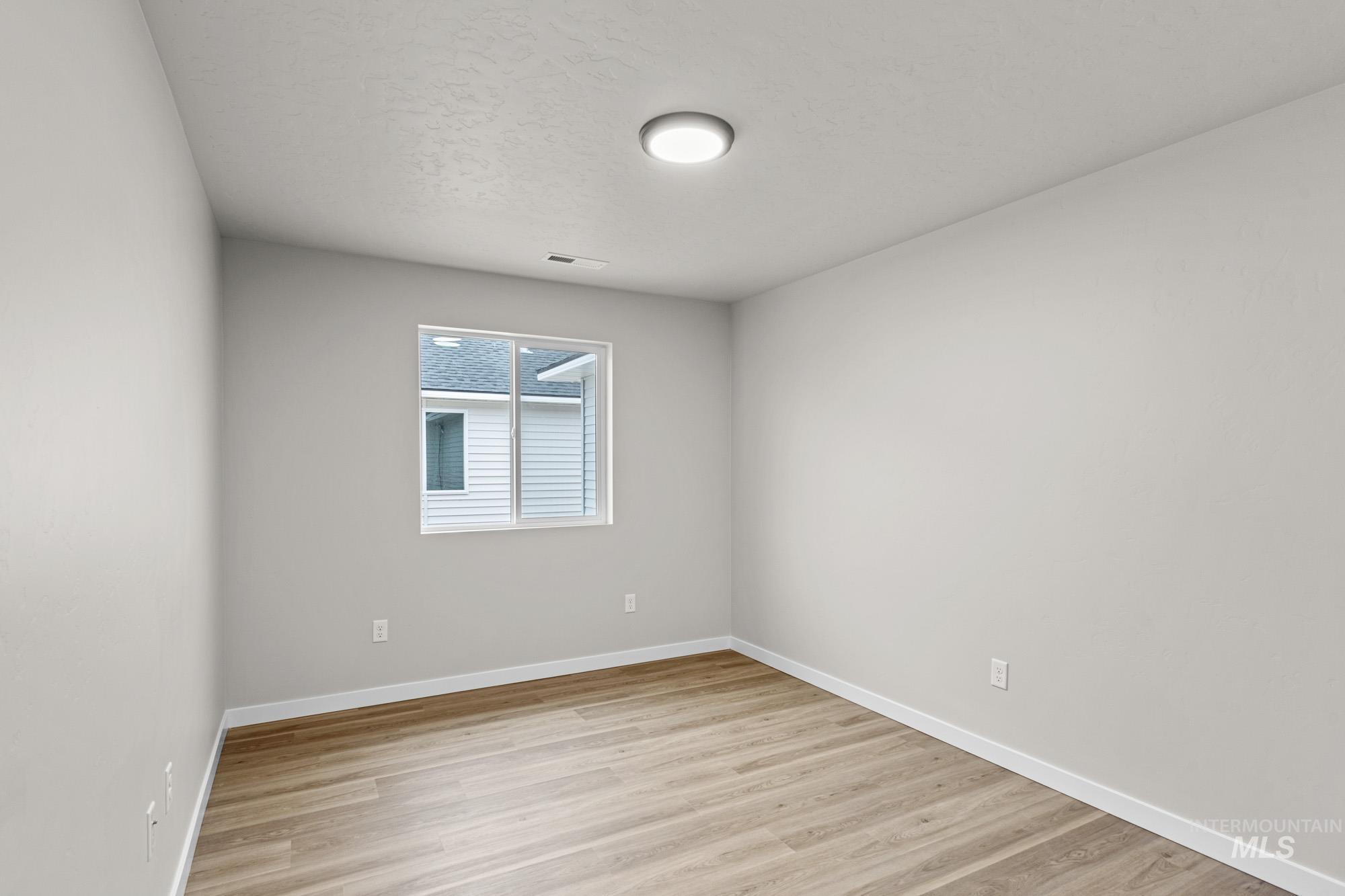 3494 E Boxelder Dr, Nampa, Idaho 83686, 3 Bedrooms, 2 Bathrooms, Residential For Sale, Price $424,990,MLS 98971481