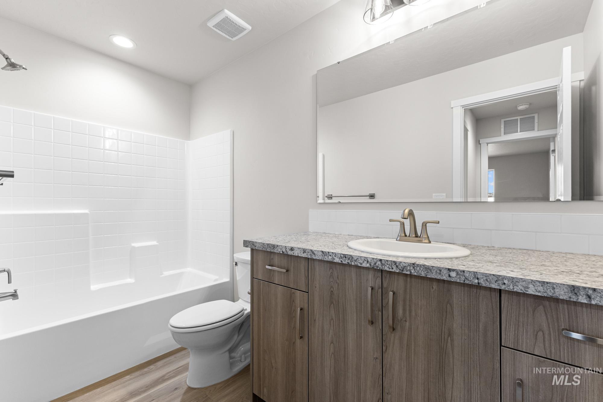 3030 S Maple Ranch Way, Nampa, Idaho 83686, 5 Bedrooms, 3 Bathrooms, Residential For Sale, Price $484,990,MLS 98971482