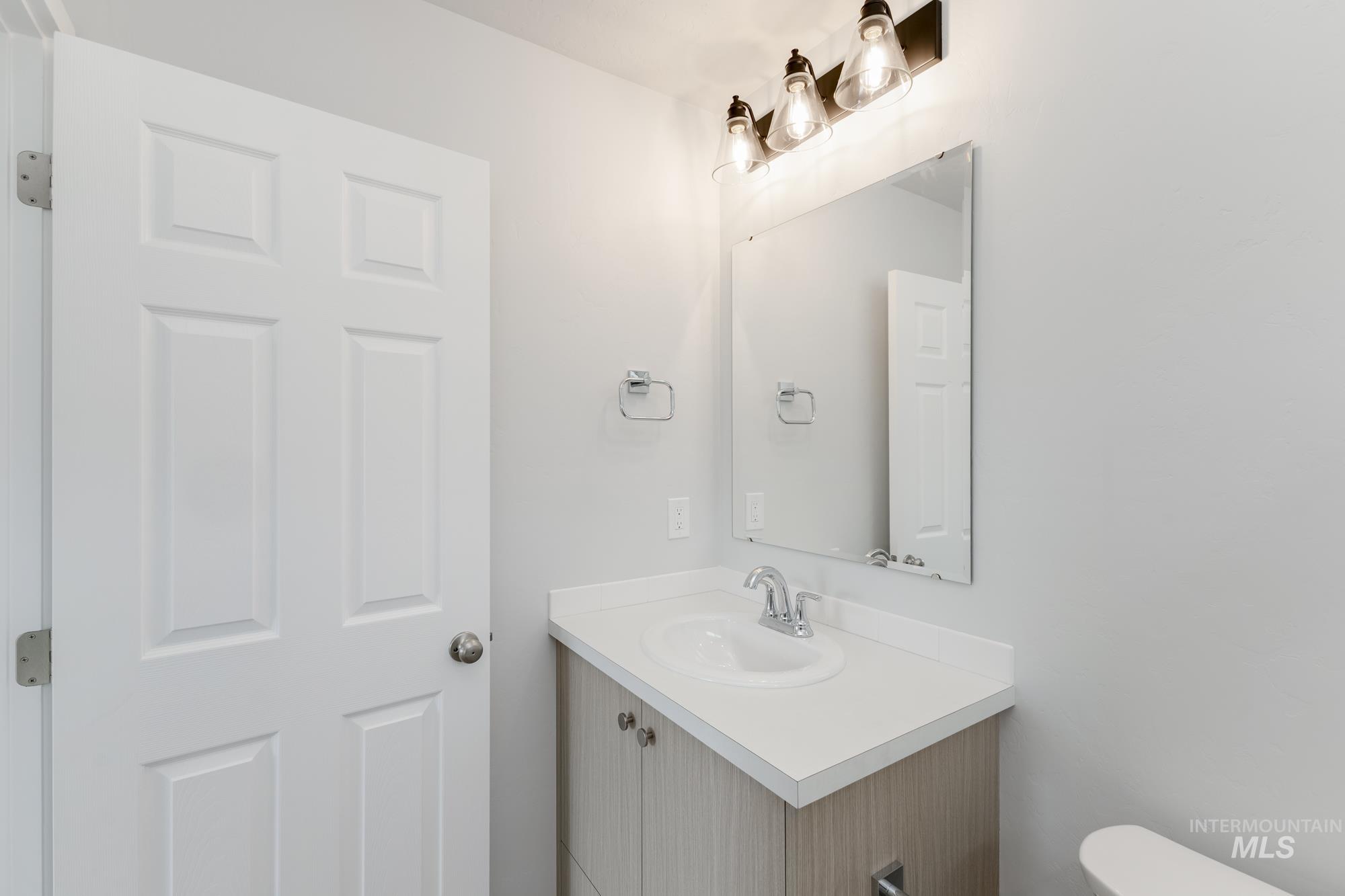 3409 E Red Maple Ct, Nampa, Idaho 83686, 3 Bedrooms, 2 Bathrooms, Residential For Sale, Price $364,990,MLS 98971484