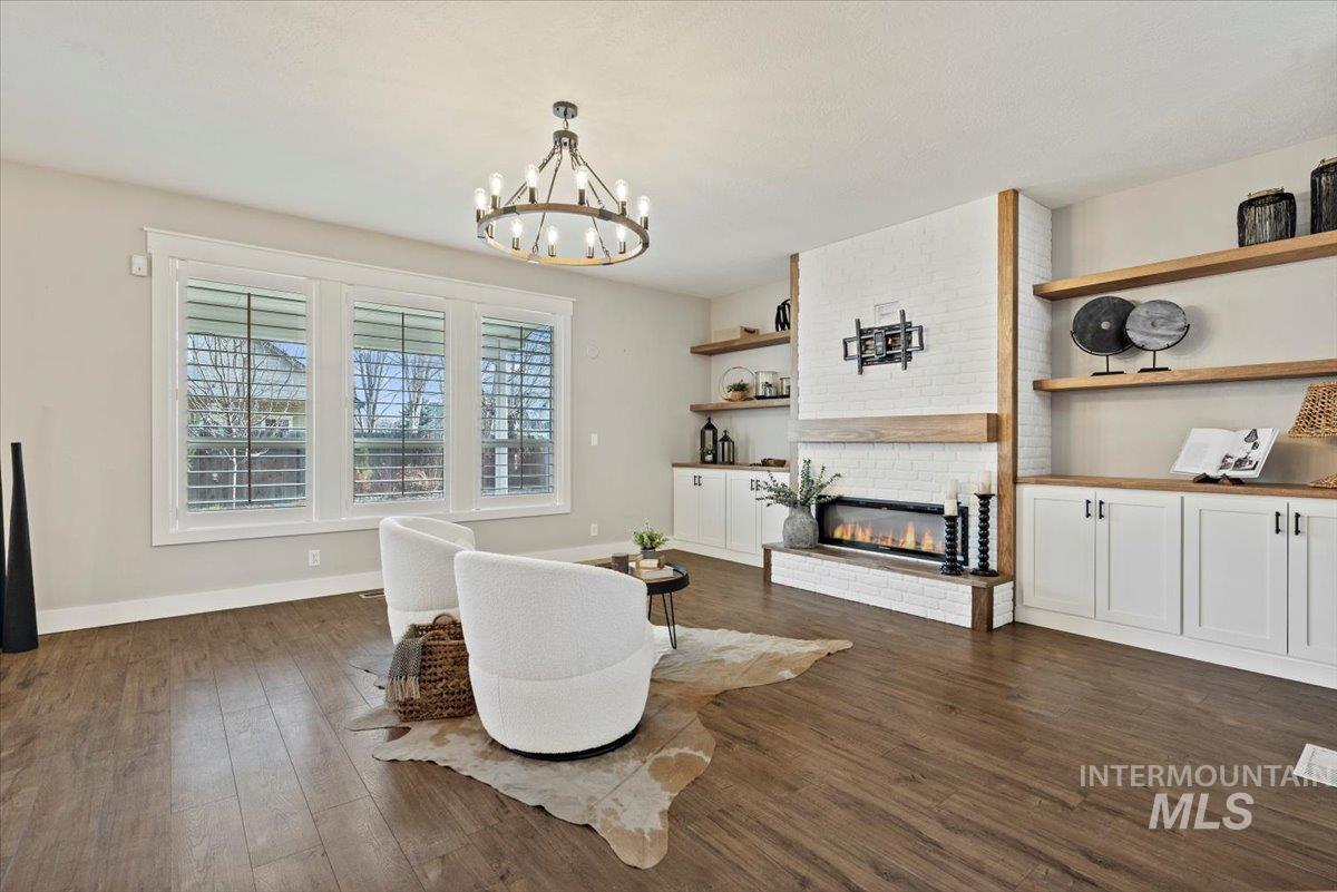 3670 N Dixon Ave, Meridian, Idaho 83646-4745, 4 Bedrooms, 2.5 Bathrooms, Residential For Sale, Price $699,900,MLS 98971485