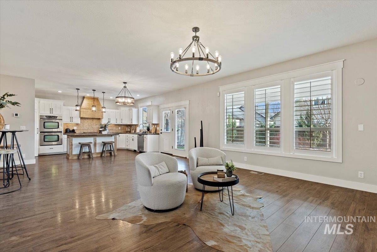 3670 N Dixon Ave, Meridian, Idaho 83646-4745, 4 Bedrooms, 2.5 Bathrooms, Residential For Sale, Price $699,900,MLS 98971485