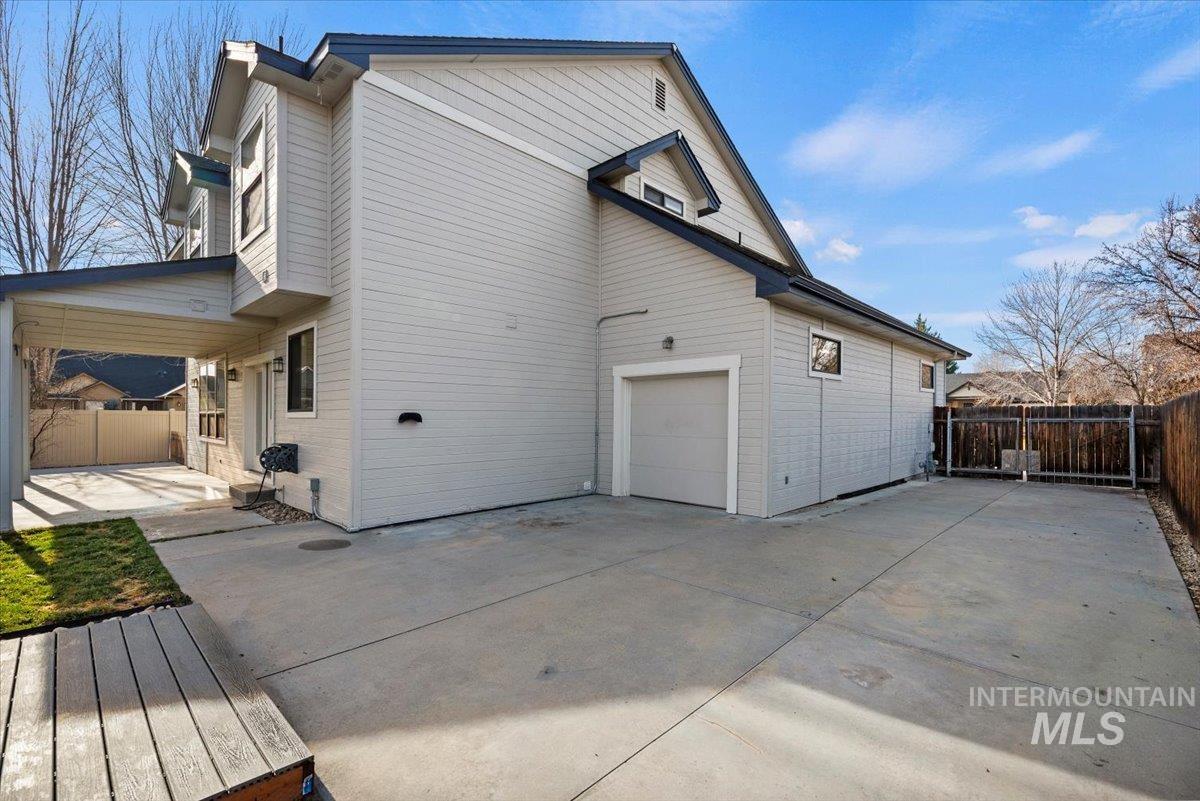 3670 N Dixon Ave, Meridian, Idaho 83646-4745, 4 Bedrooms, 2.5 Bathrooms, Residential For Sale, Price $699,900,MLS 98971485