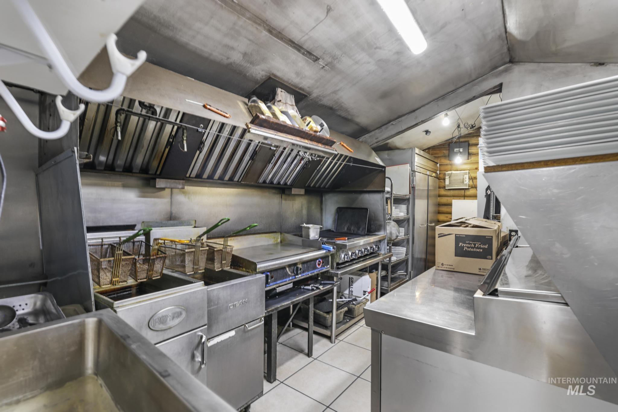 197 US-30, Burley, Idaho 83318-0000, Business/Commercial For Sale, Price $120,000,MLS 98971486