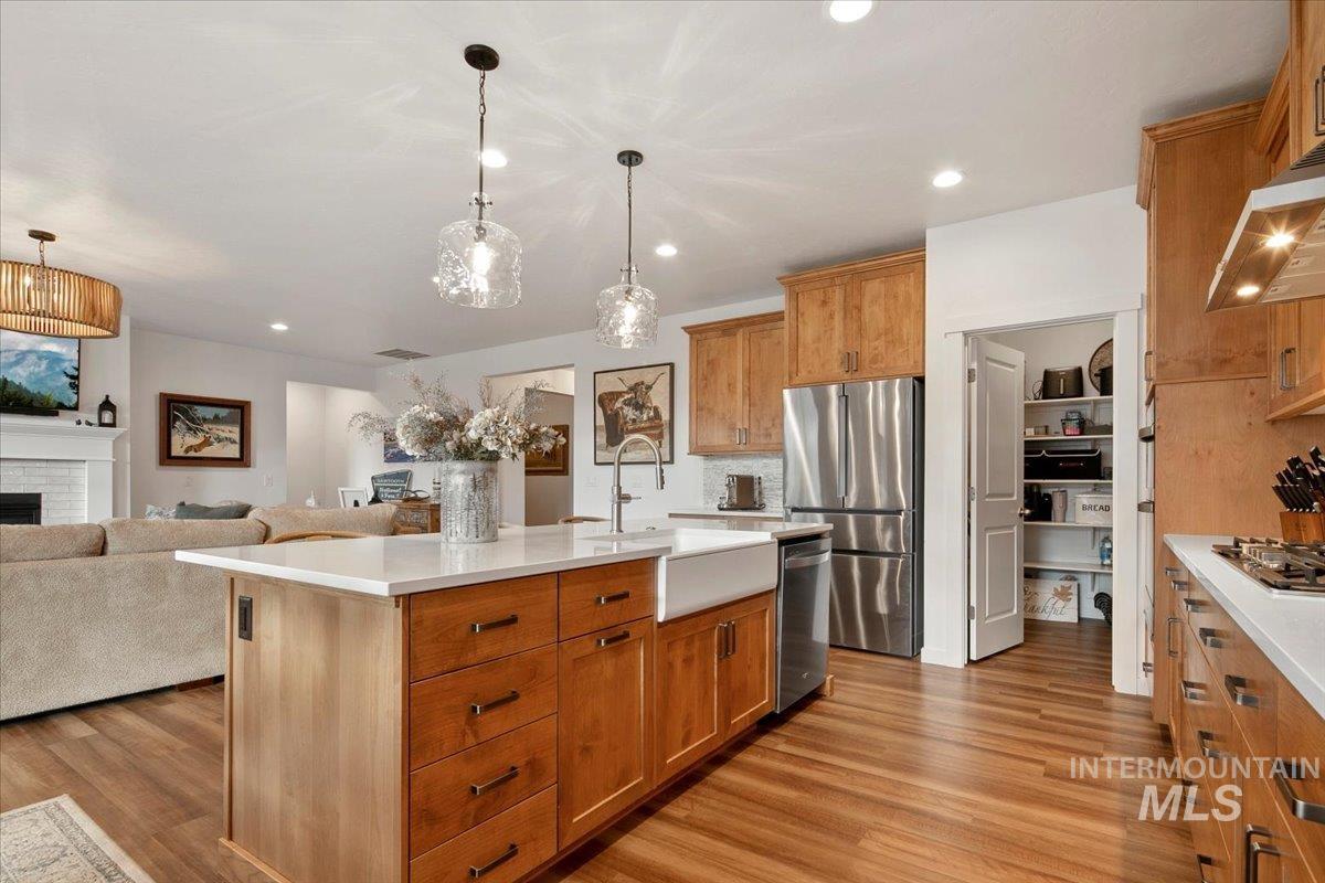 12601 W Wild Thistle Dr, Star, Idaho 83669, 3 Bedrooms, 2.5 Bathrooms, Residential For Sale, Price $645,000,MLS 98971487