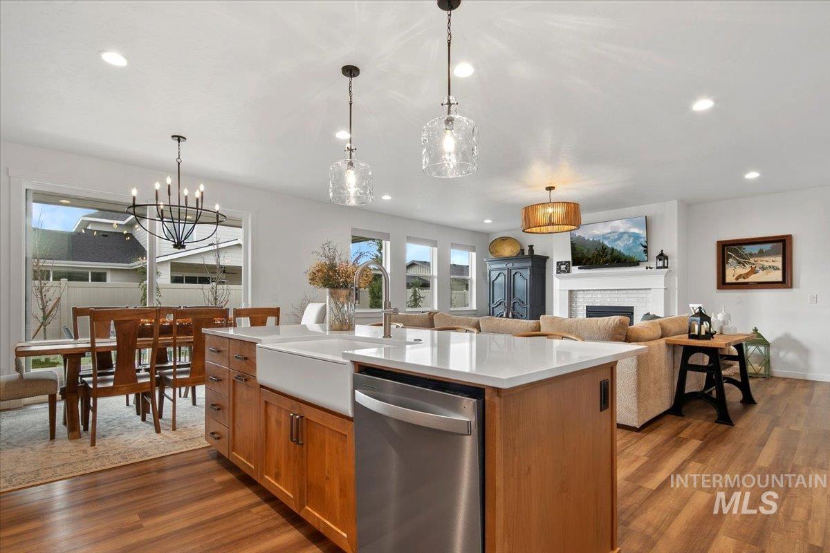 12601 W Wild Thistle Dr, Star, Idaho 83669, 3 Bedrooms, 2.5 Bathrooms, Residential For Sale, Price $645,000,MLS 98971487