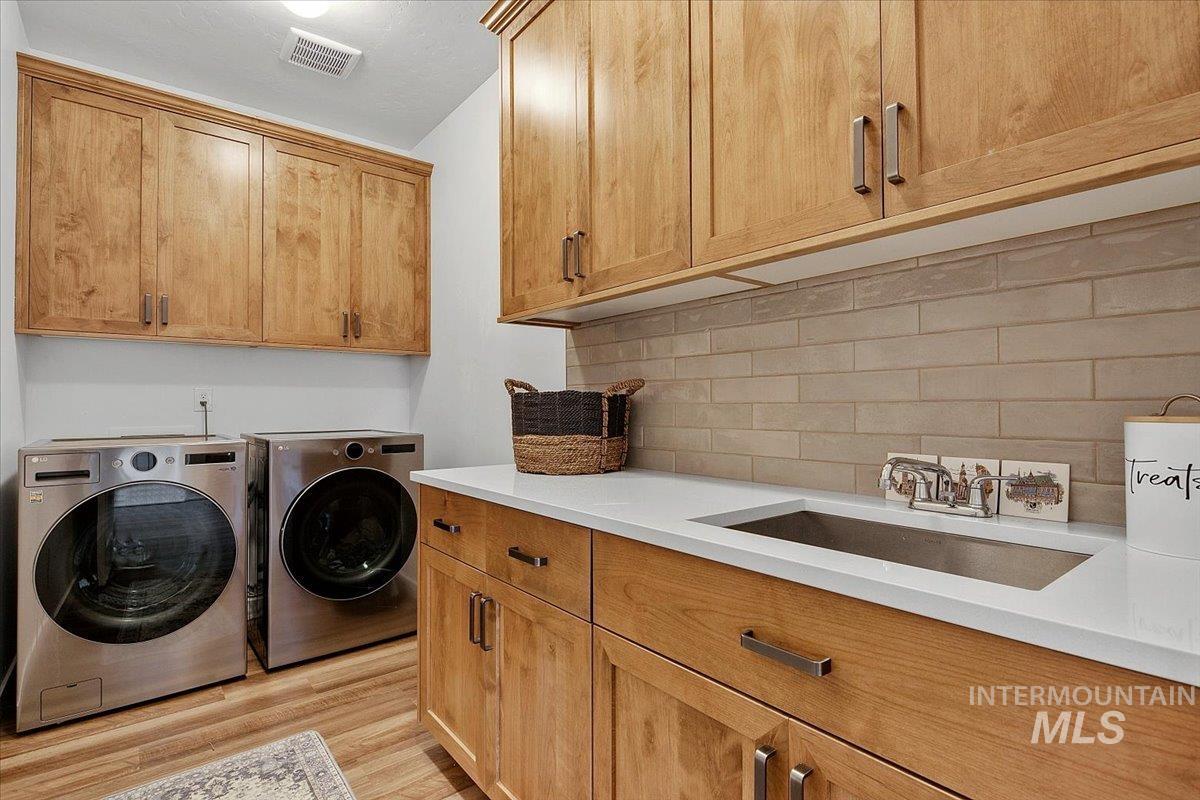 12601 W Wild Thistle Dr, Star, Idaho 83669, 3 Bedrooms, 2.5 Bathrooms, Residential For Sale, Price $645,000,MLS 98971487