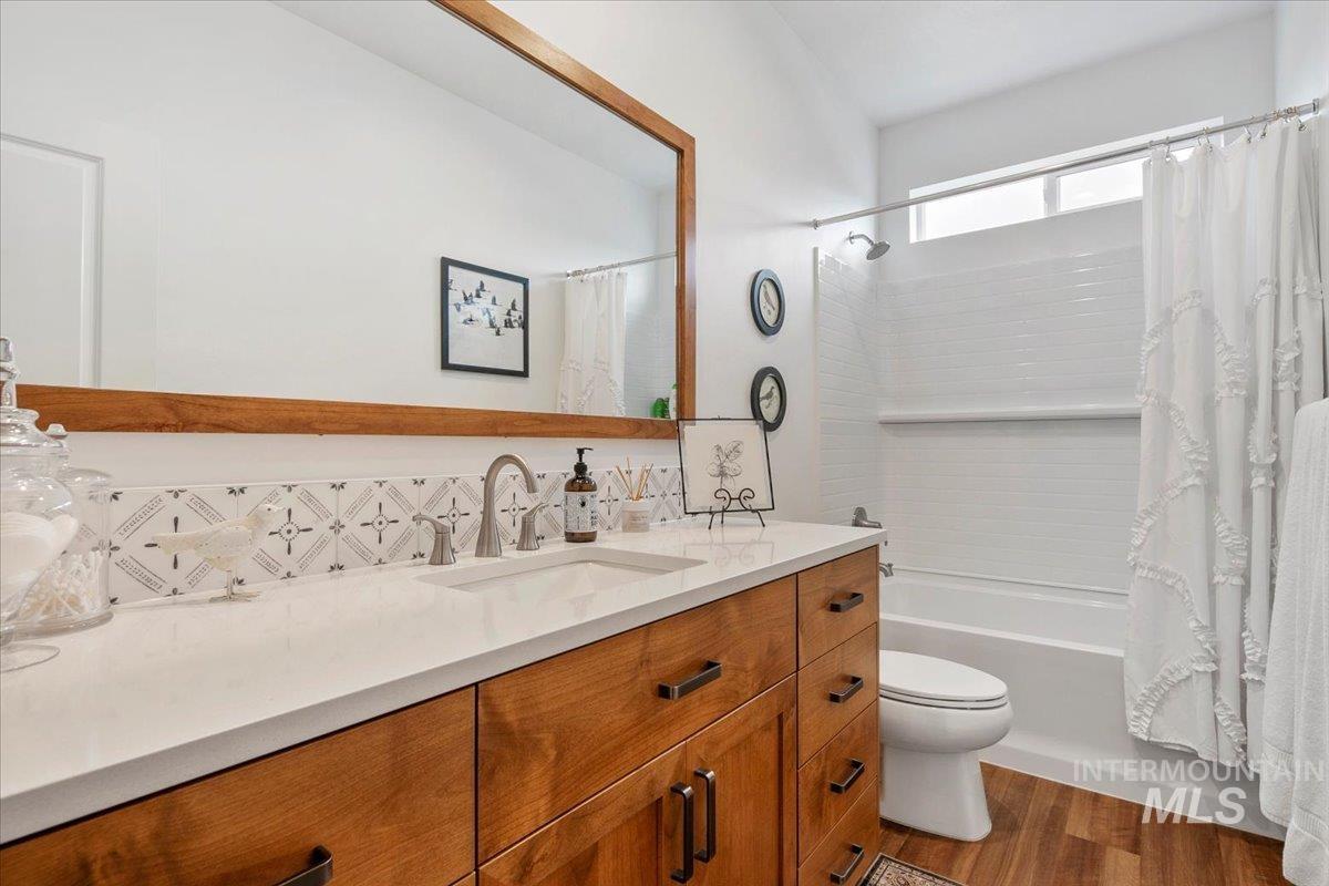 12601 W Wild Thistle Dr, Star, Idaho 83669, 3 Bedrooms, 2.5 Bathrooms, Residential For Sale, Price $645,000,MLS 98971487