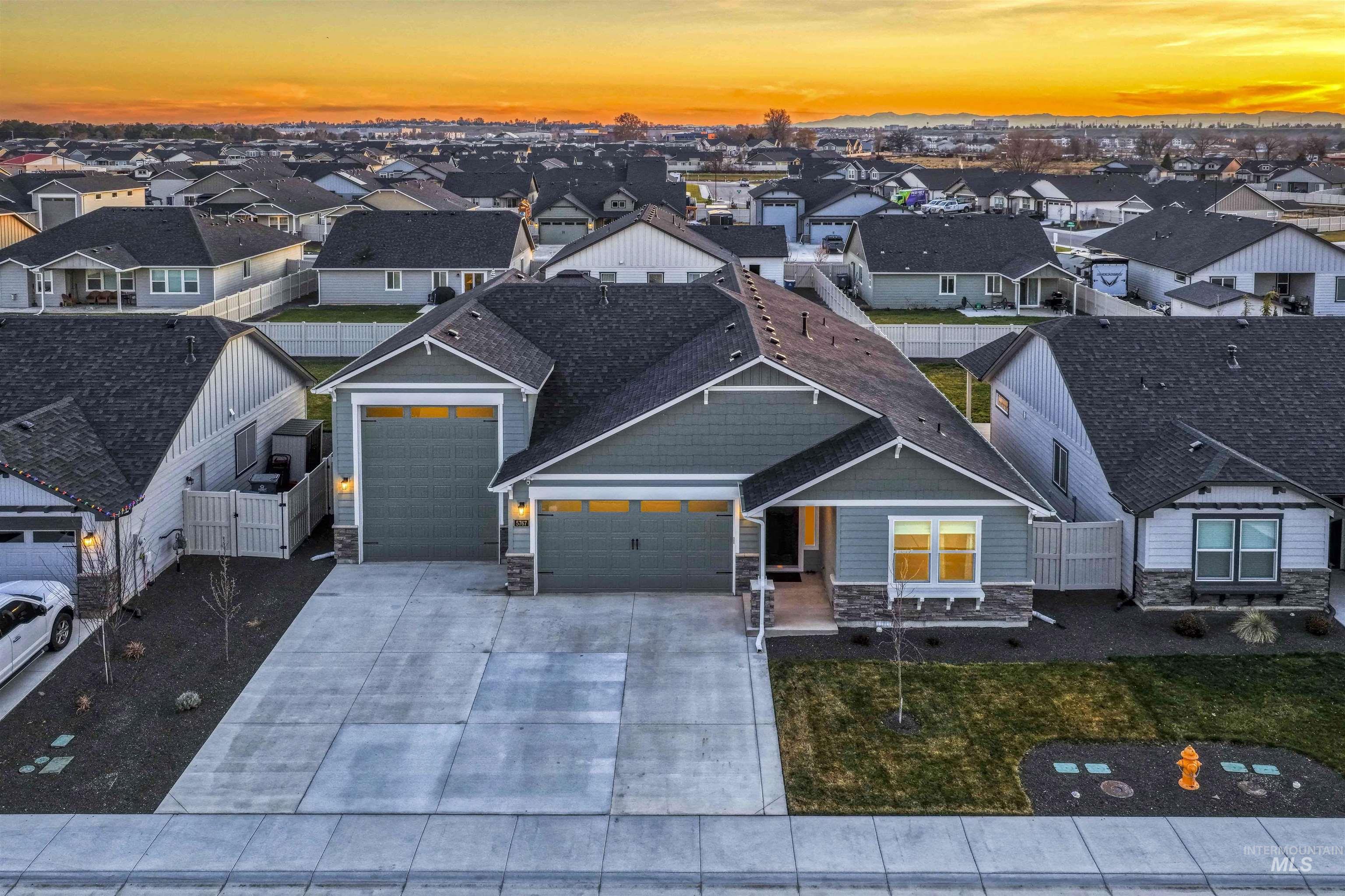 5767 E Garby Street, Nampa, Idaho 83687, 4 Bedrooms, 2 Bathrooms, Residential For Sale, Price $609,000,MLS 98971490