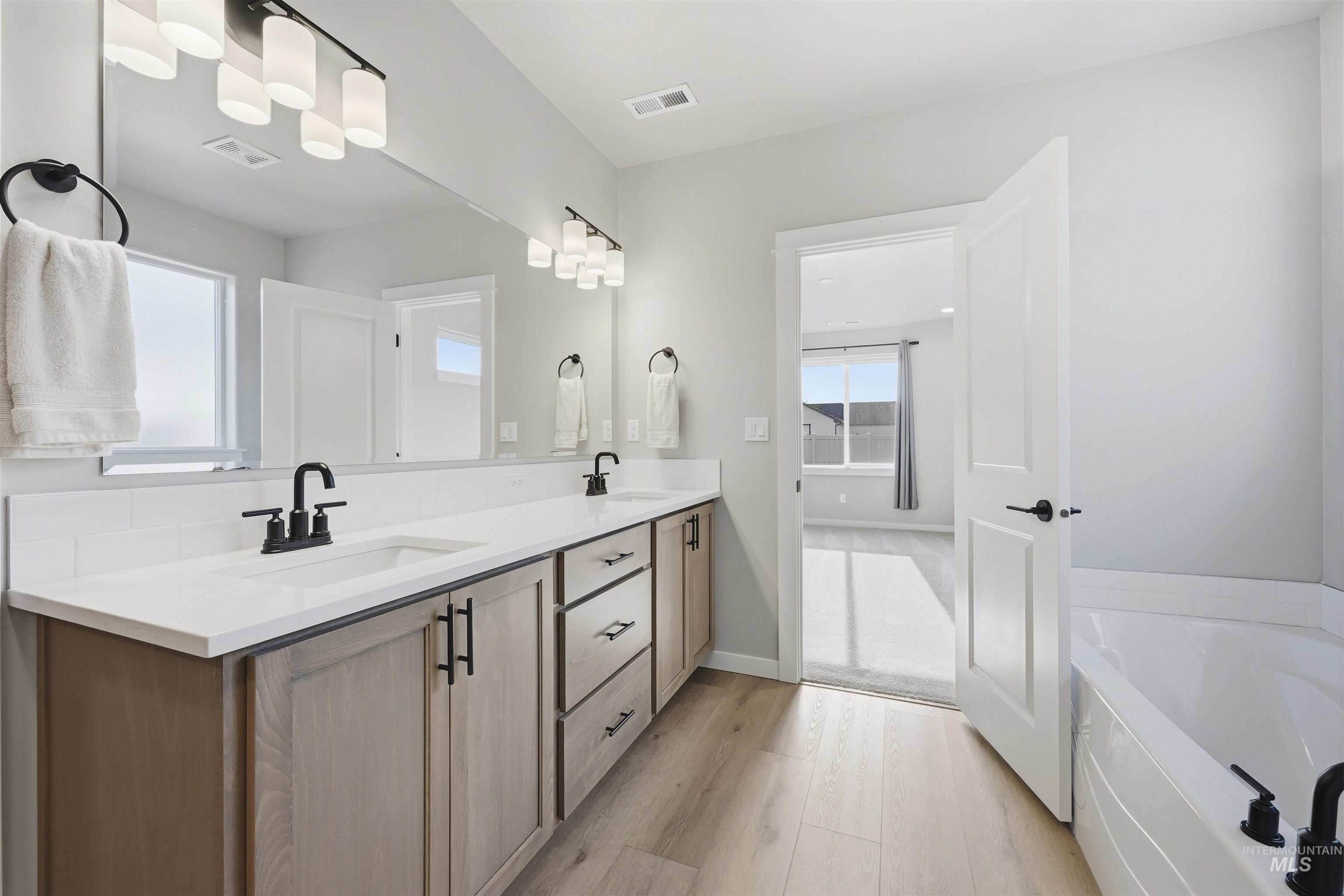 5767 E Garby Street, Nampa, Idaho 83687, 4 Bedrooms, 2 Bathrooms, Residential For Sale, Price $614,000,MLS 98971490