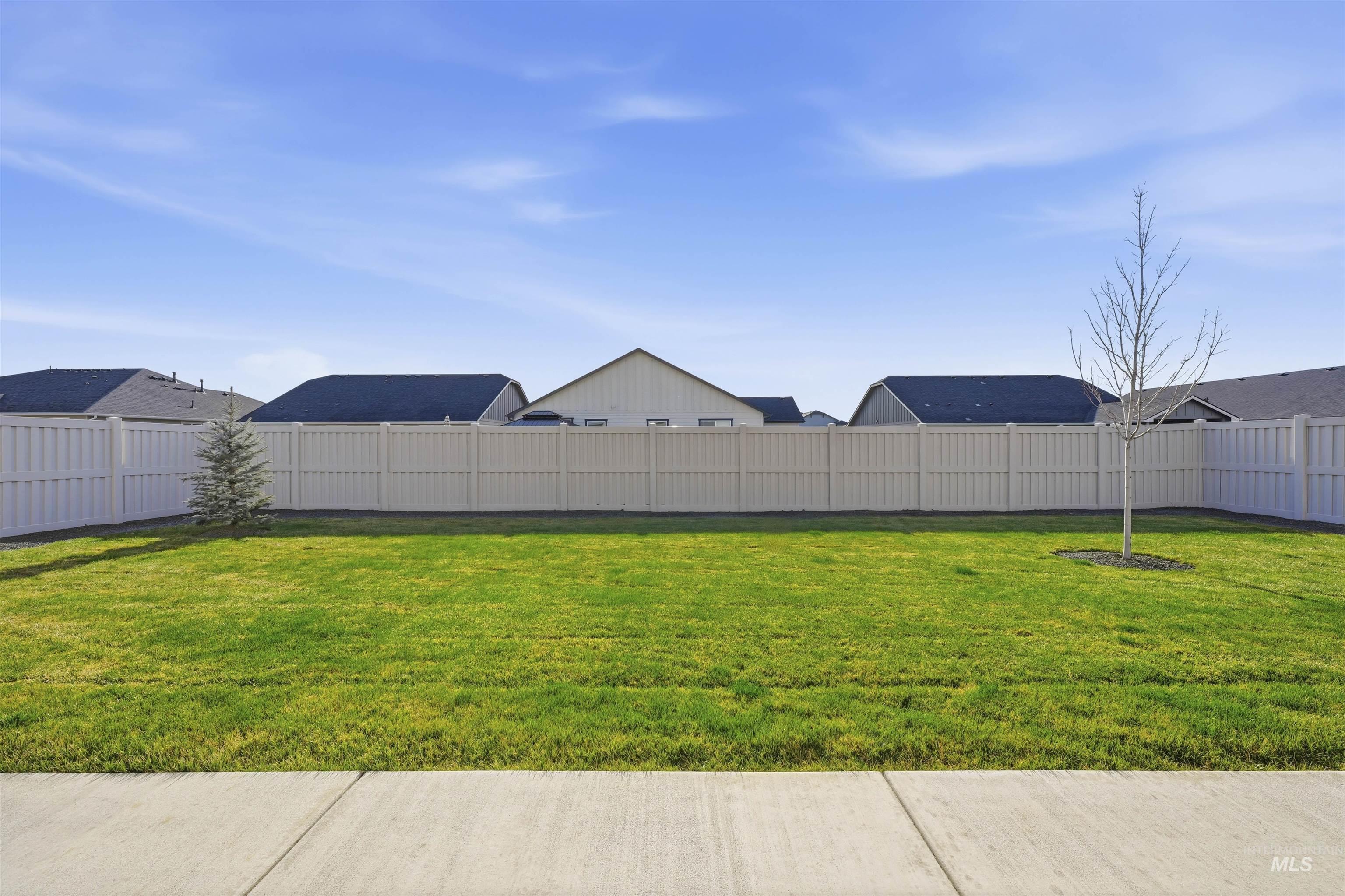 5767 E Garby Street, Nampa, Idaho 83687, 4 Bedrooms, 2 Bathrooms, Residential For Sale, Price $614,000,MLS 98971490